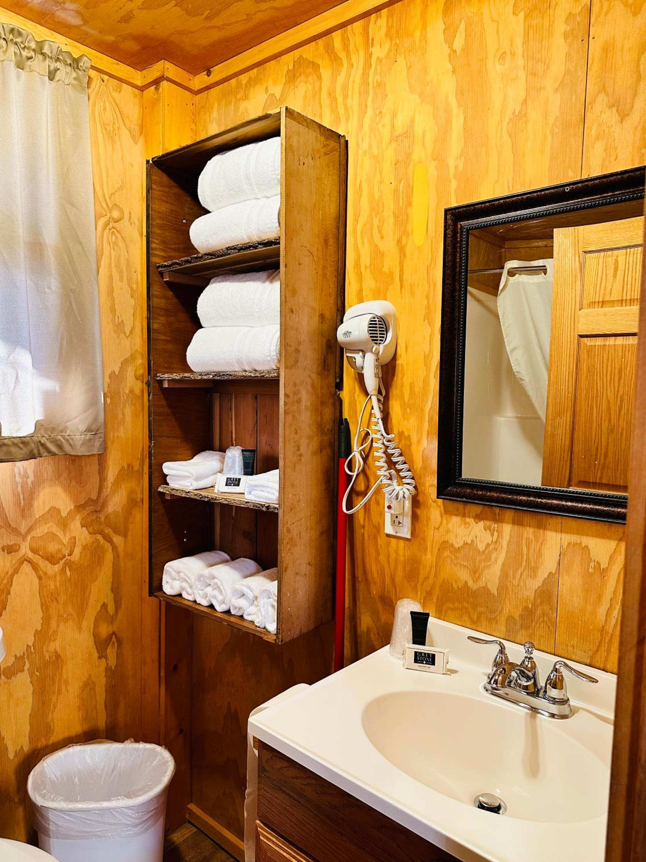 Deluxe Double Room with Balcony photo 2