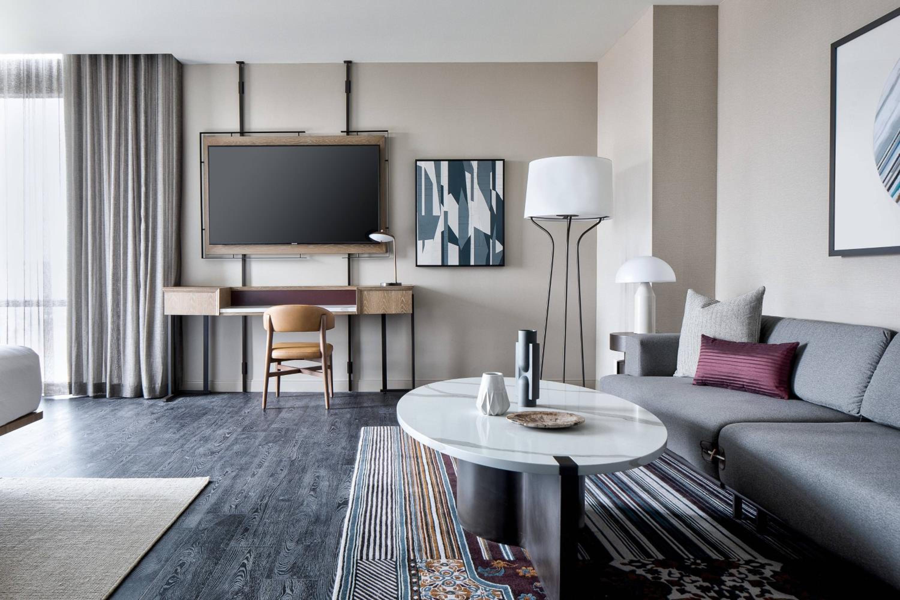 Junior King Suite - Photo 1