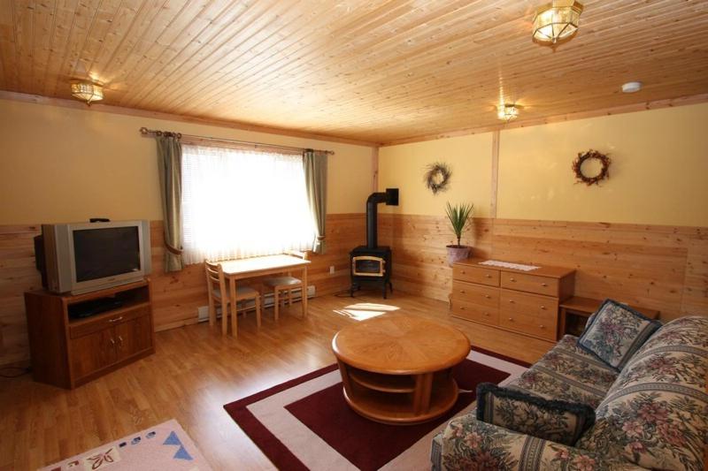 One-Bedroom Bungalow photo 1
