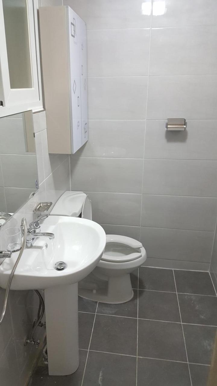 Family Room with Private Bathroom - Photo 23