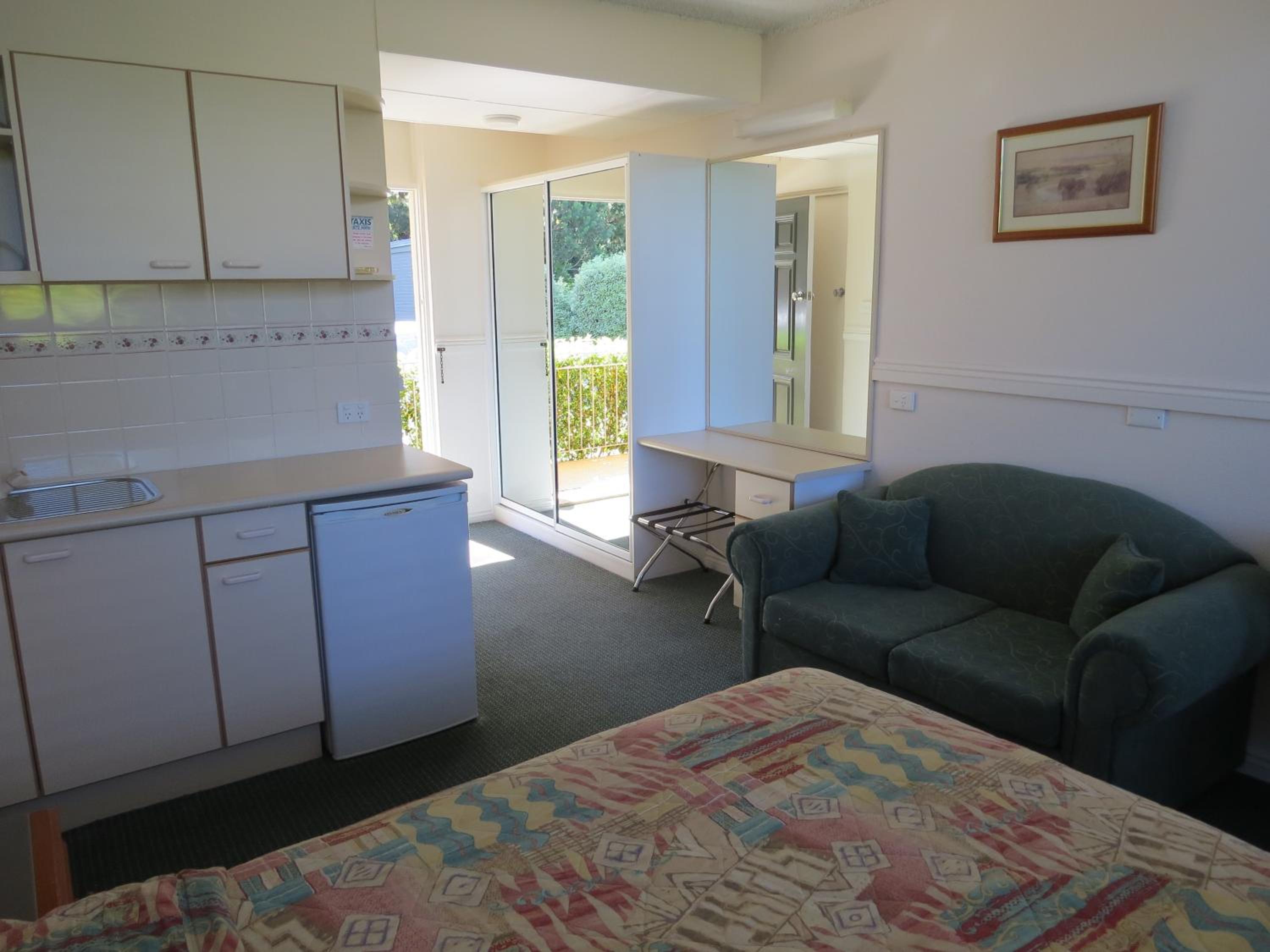 Queen Room - Photo 3