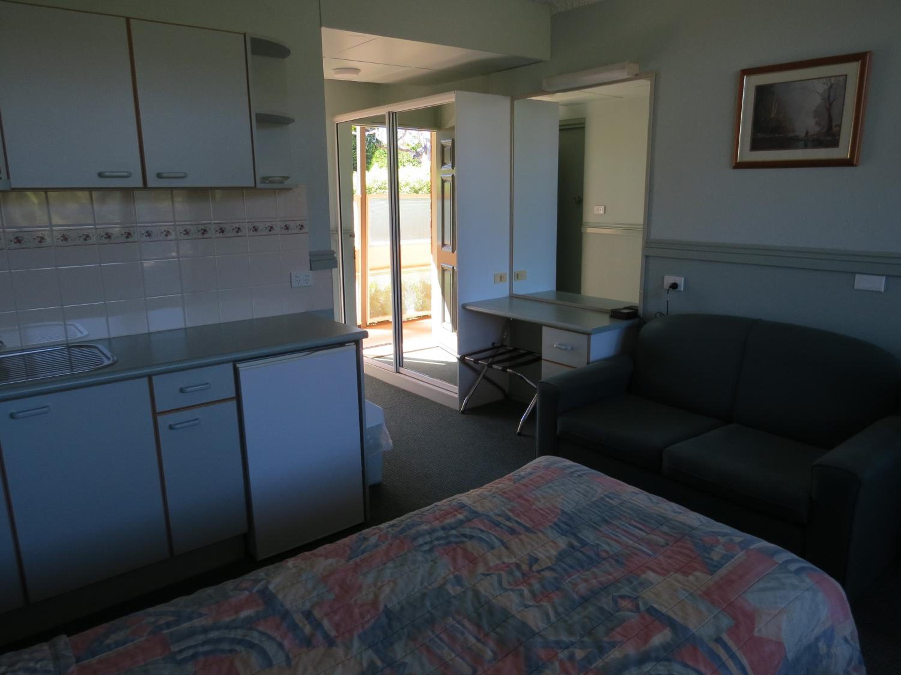 Twin Room - Photo 4