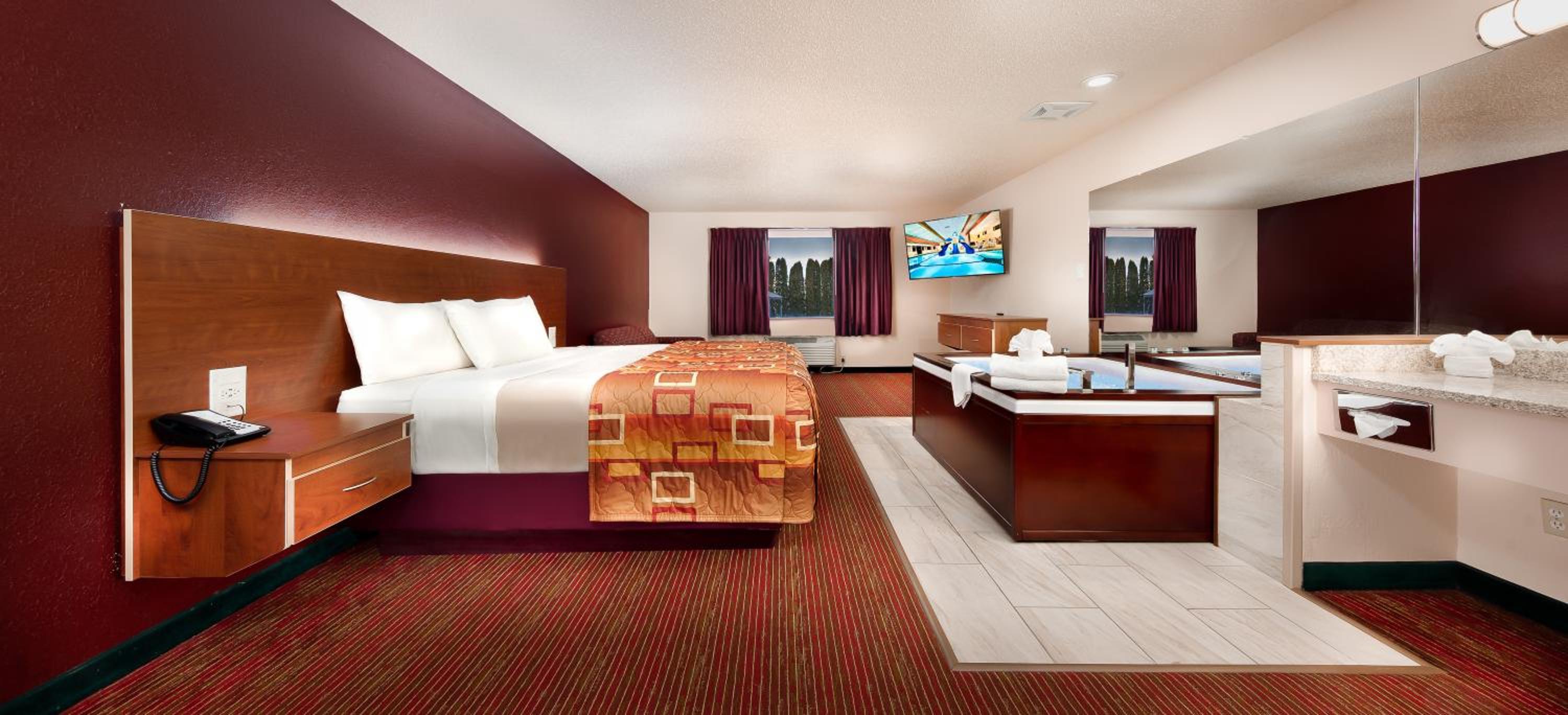 Executive King Suite with Spa Bath
