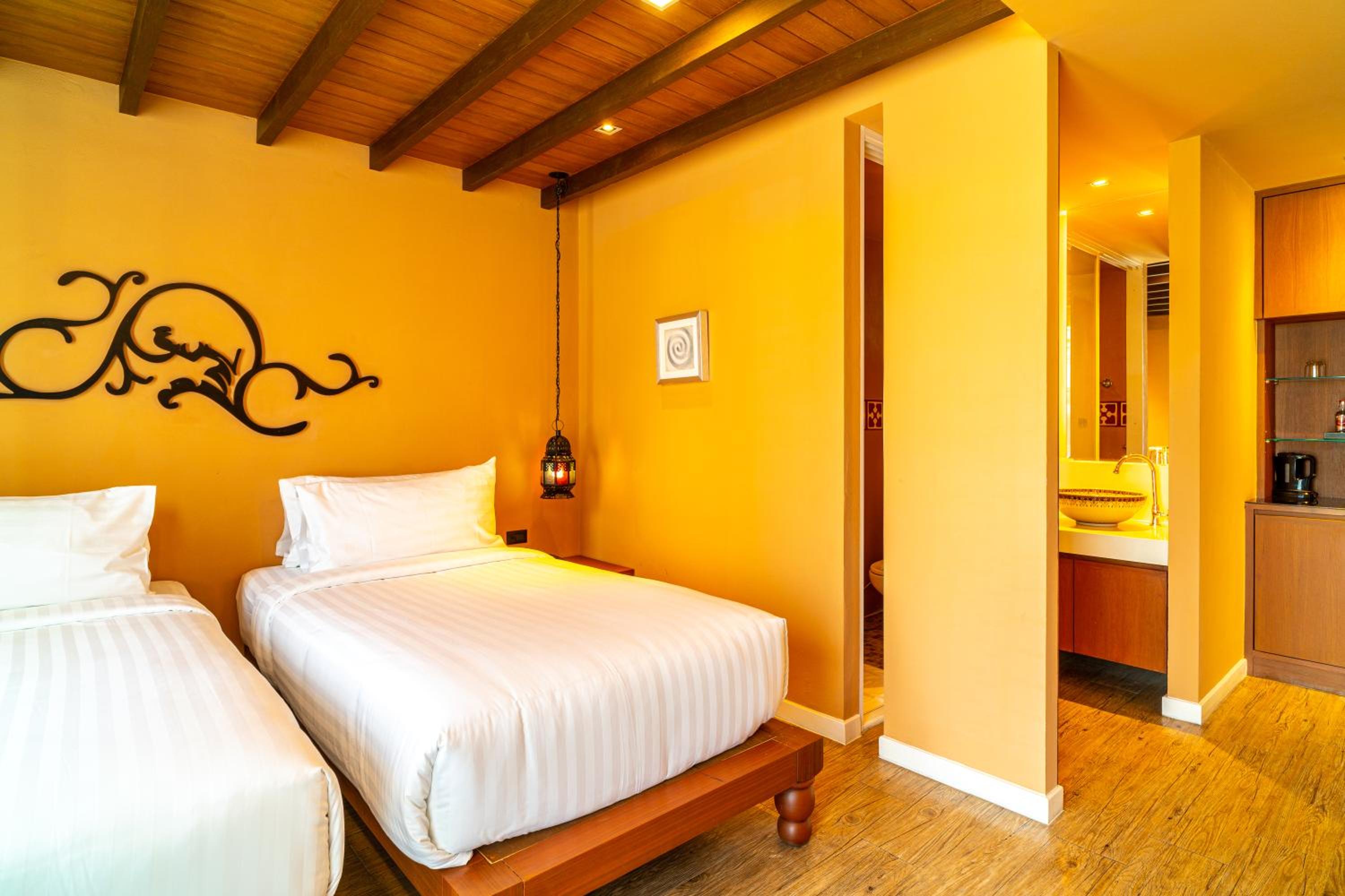 Corner Twin Room photo 3