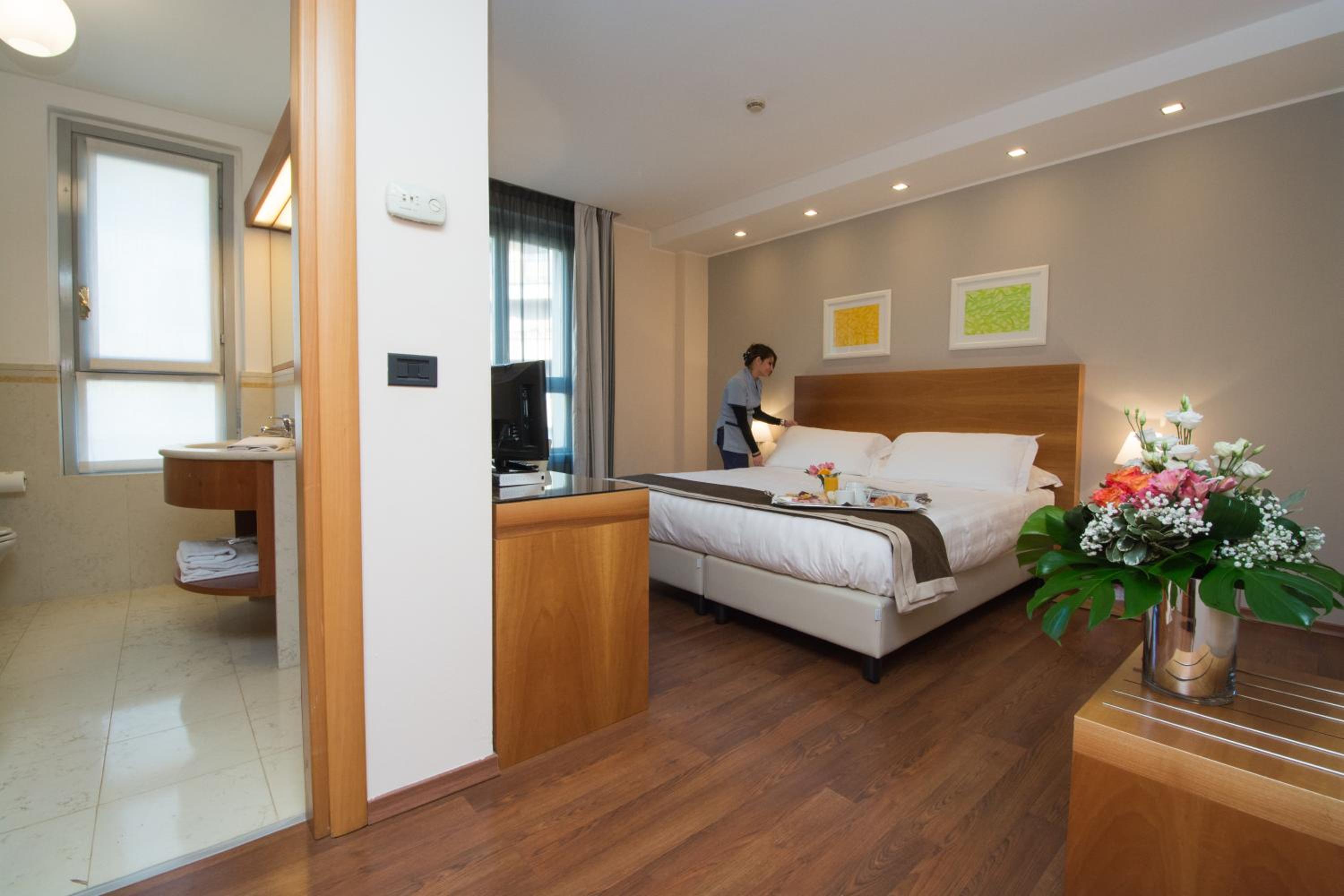 Superior Double or Twin Room - Photo 3