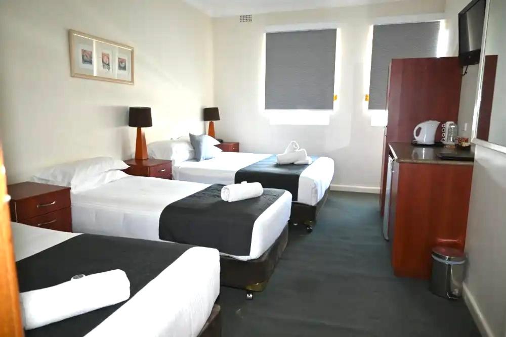 Classic Quadruple Room - Photo 1