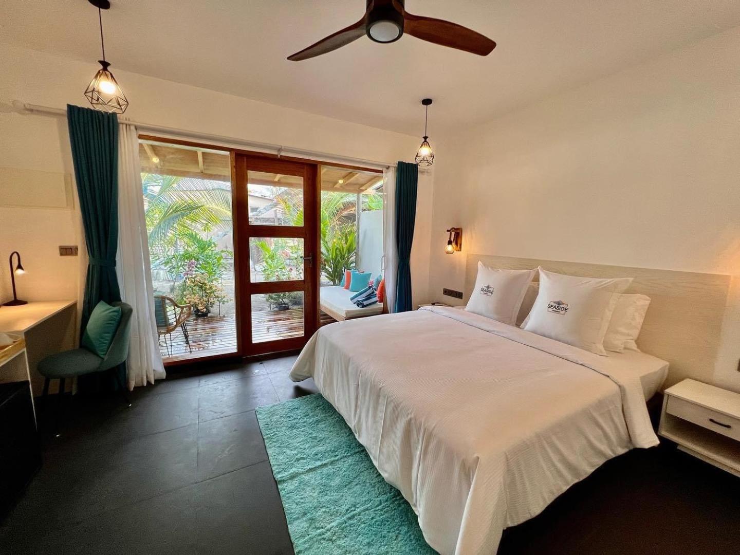 Deluxe Double or Twin Room with Balcony - Photo 12