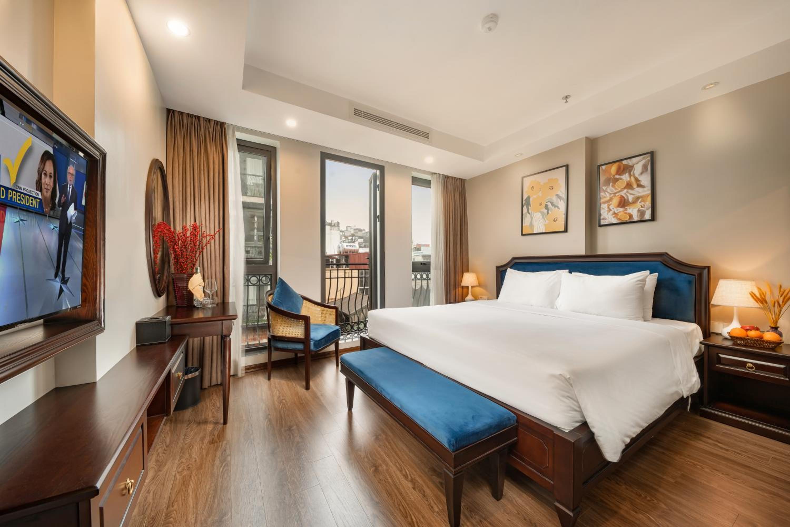 Suite with Balcony