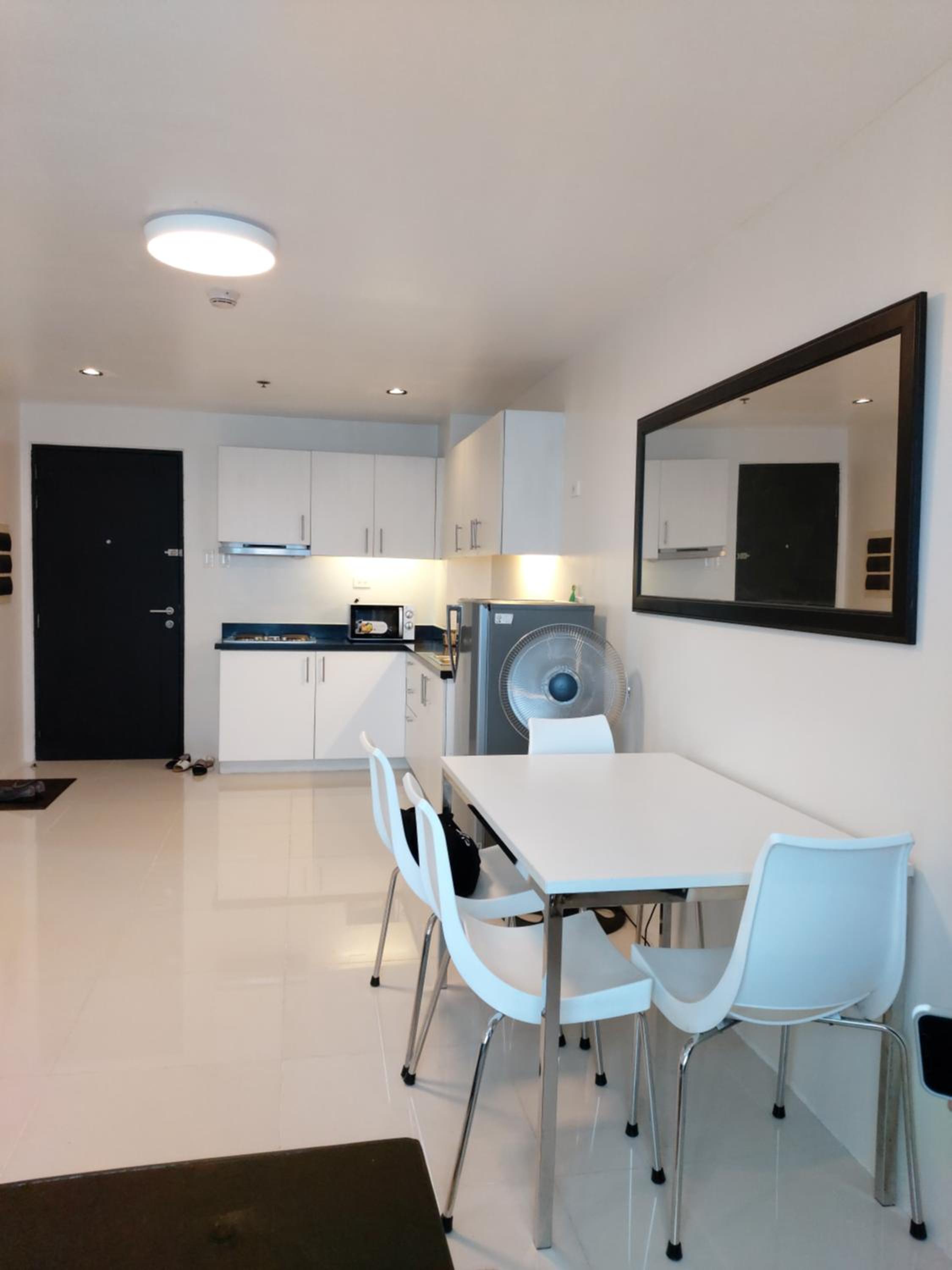 Two-Bedroom Apartment - Photo 6