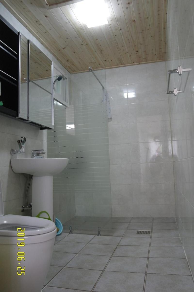 Family Room with Private Bathroom - Photo 31