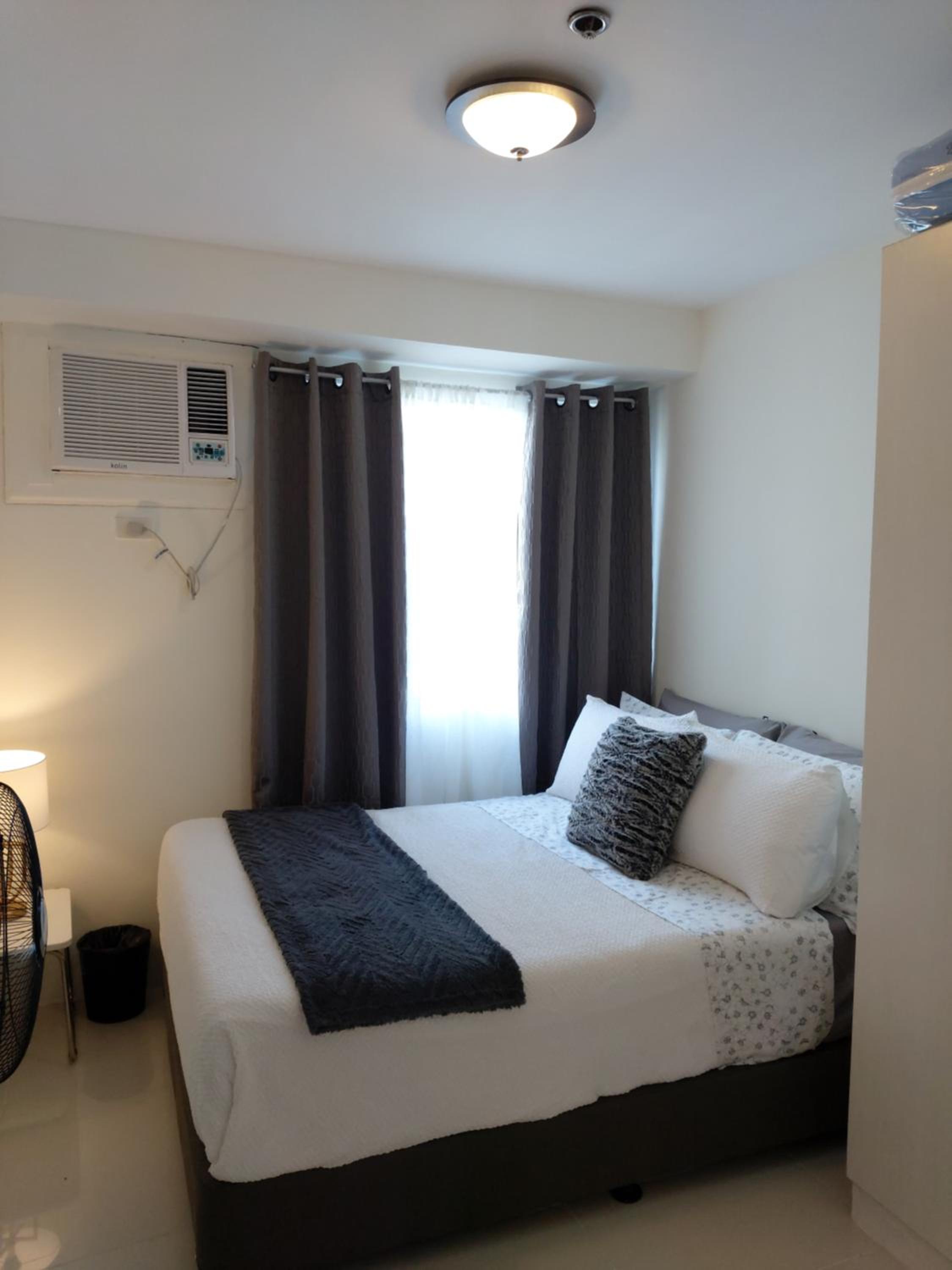 Two-Bedroom Apartment - Photo 3