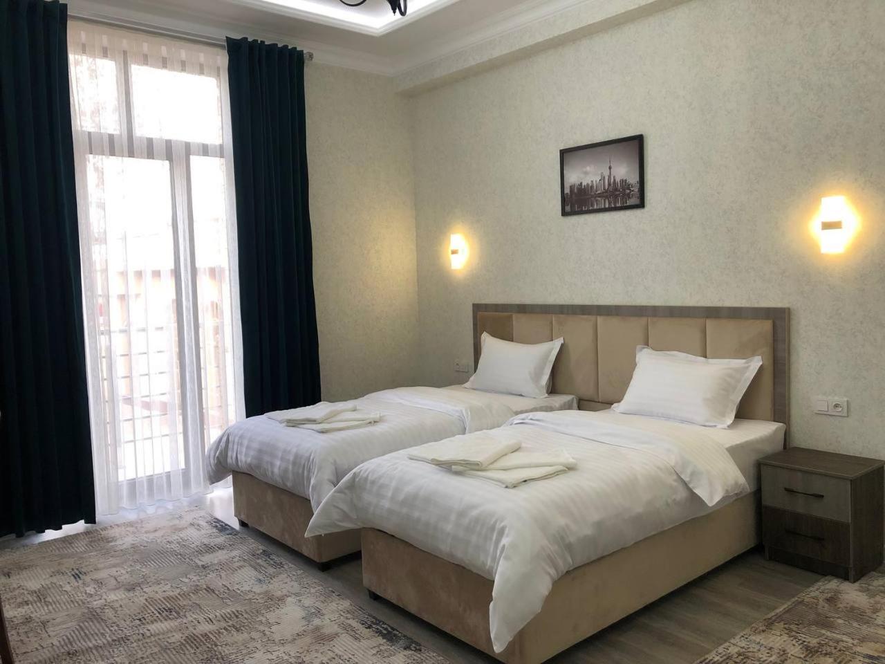 Twin Room with City View photo 1