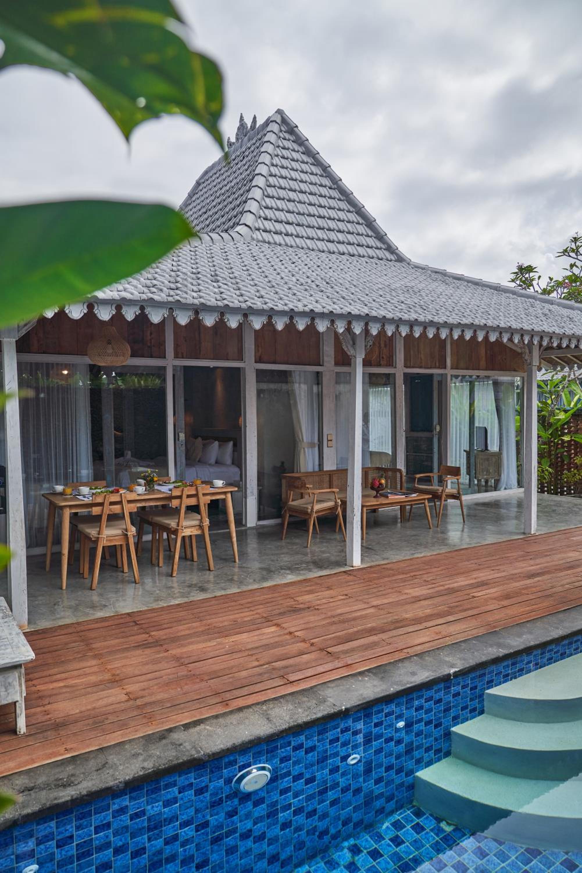 Two-Bedroom Villa - Photo 11