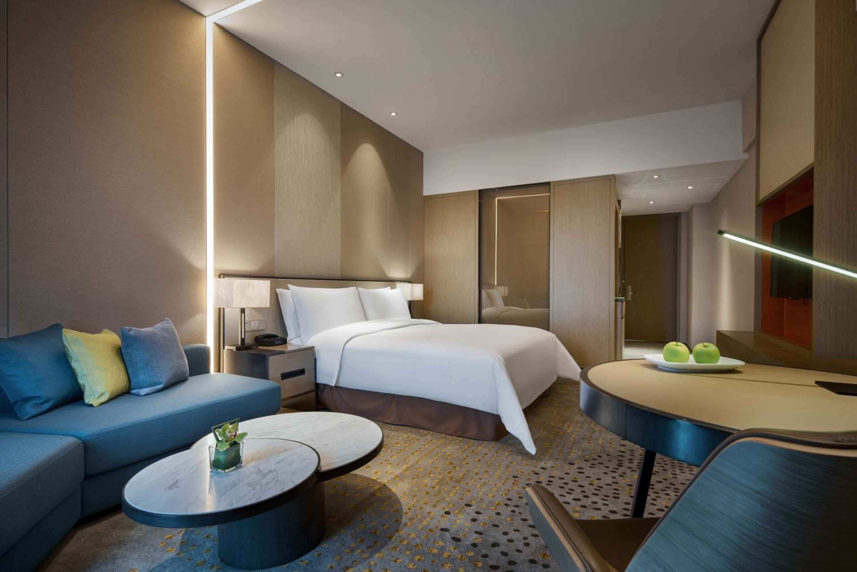 Superior King Room