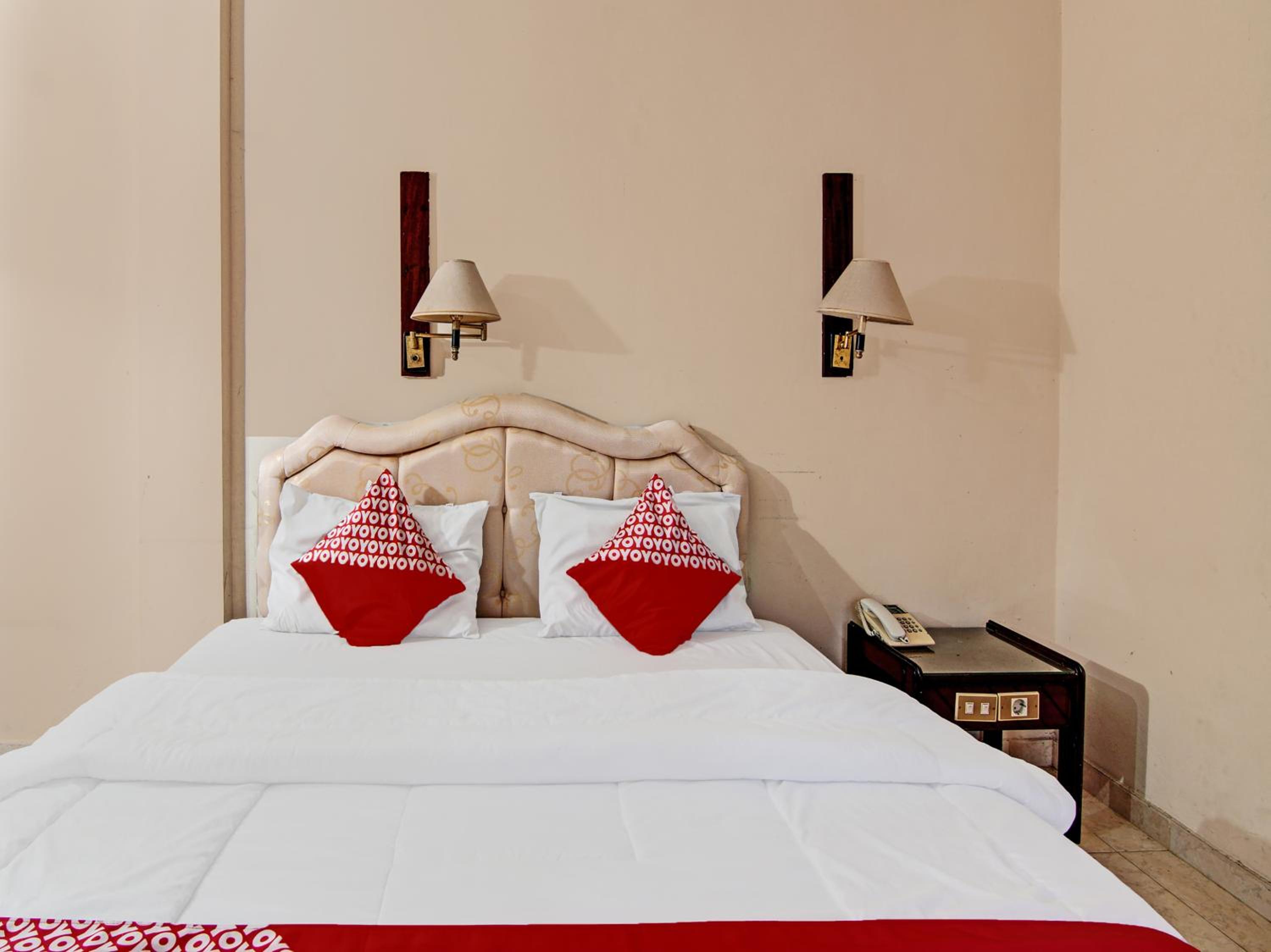 Deluxe Double Room - Photo 7
