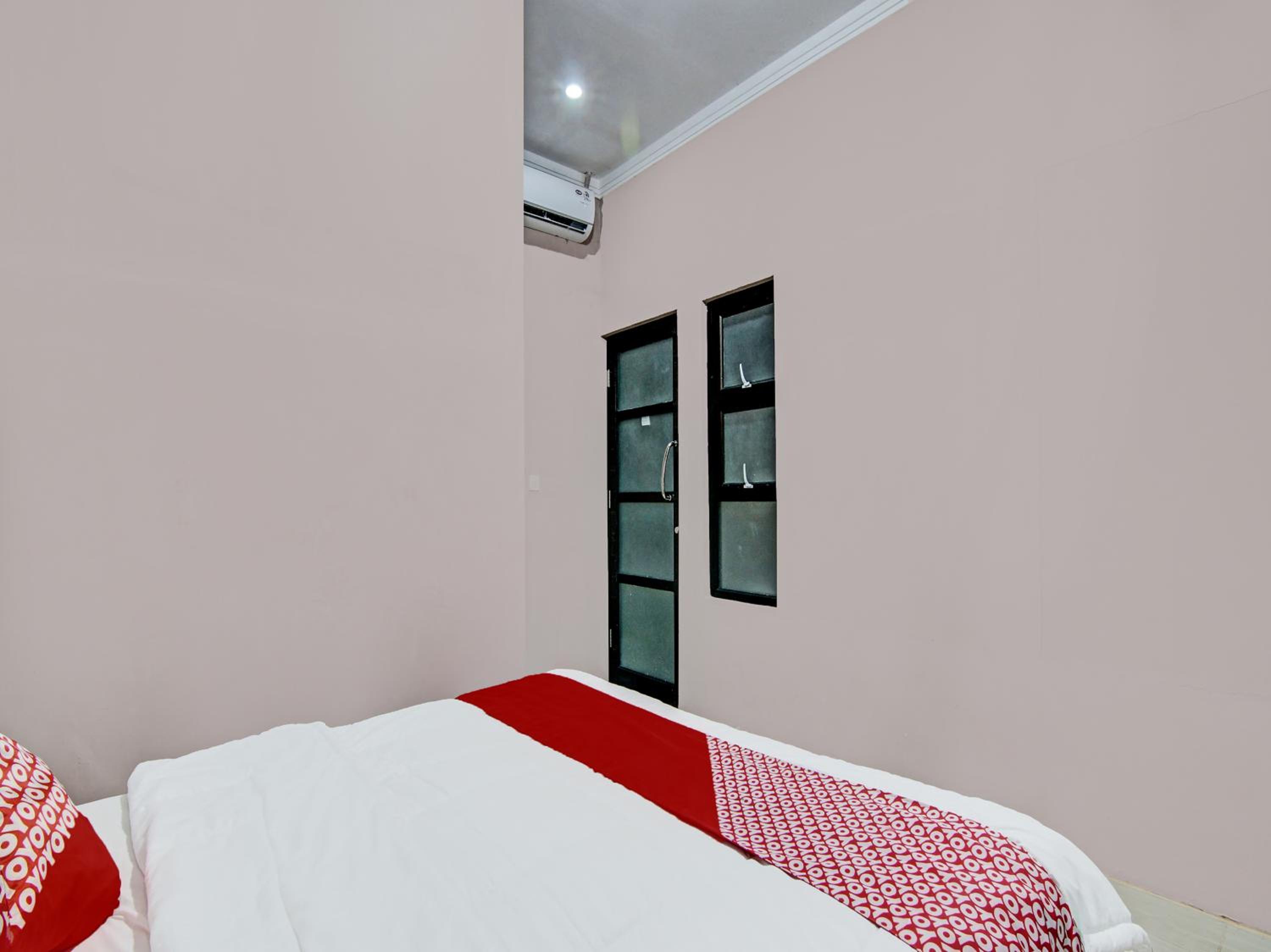 Standard Double Room - Photo 6