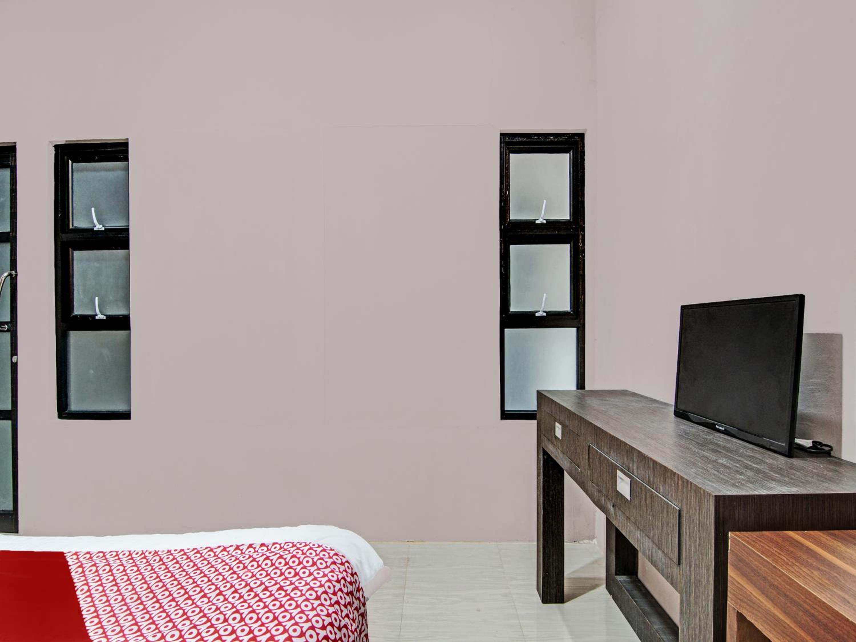 Standard Double Room - Photo 7