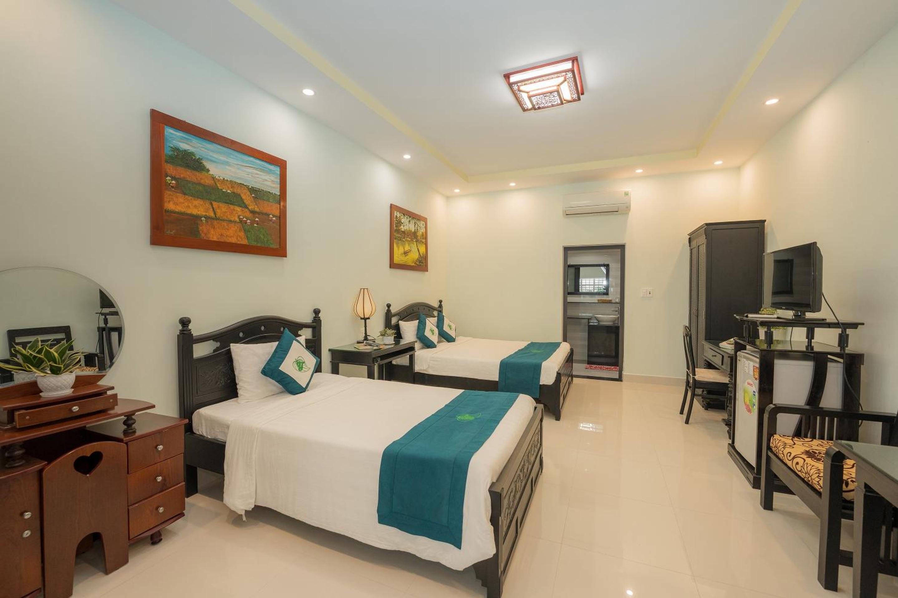 Double or Twin Room photo 3