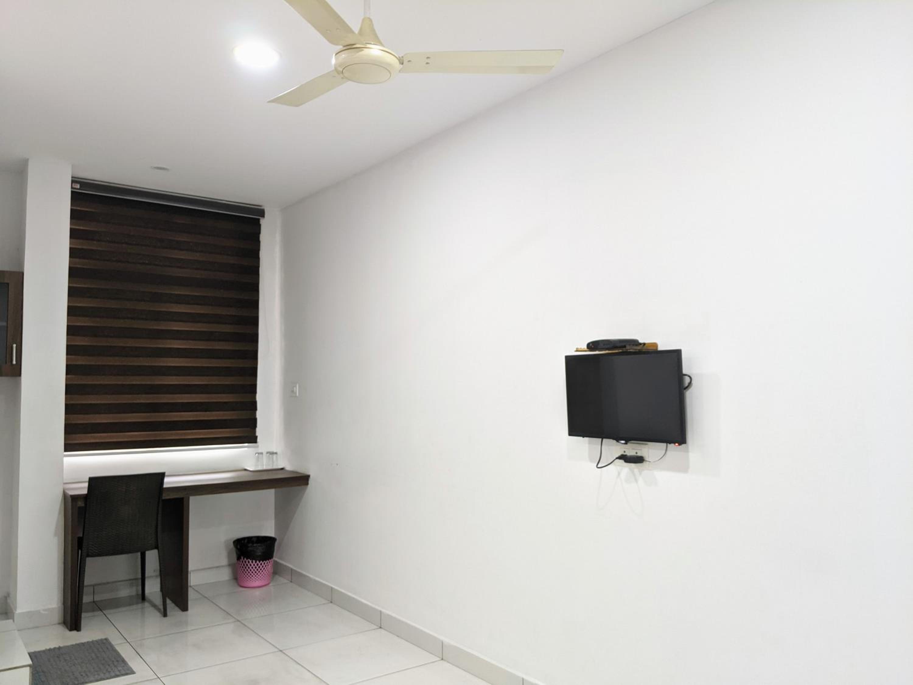 Standard Double Room - Photo 3