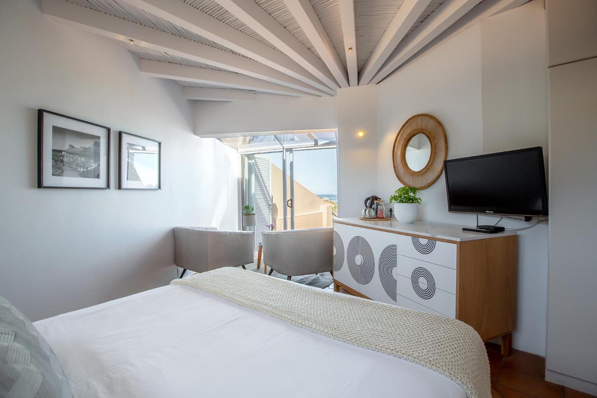 Double Room with Sea View photo 1