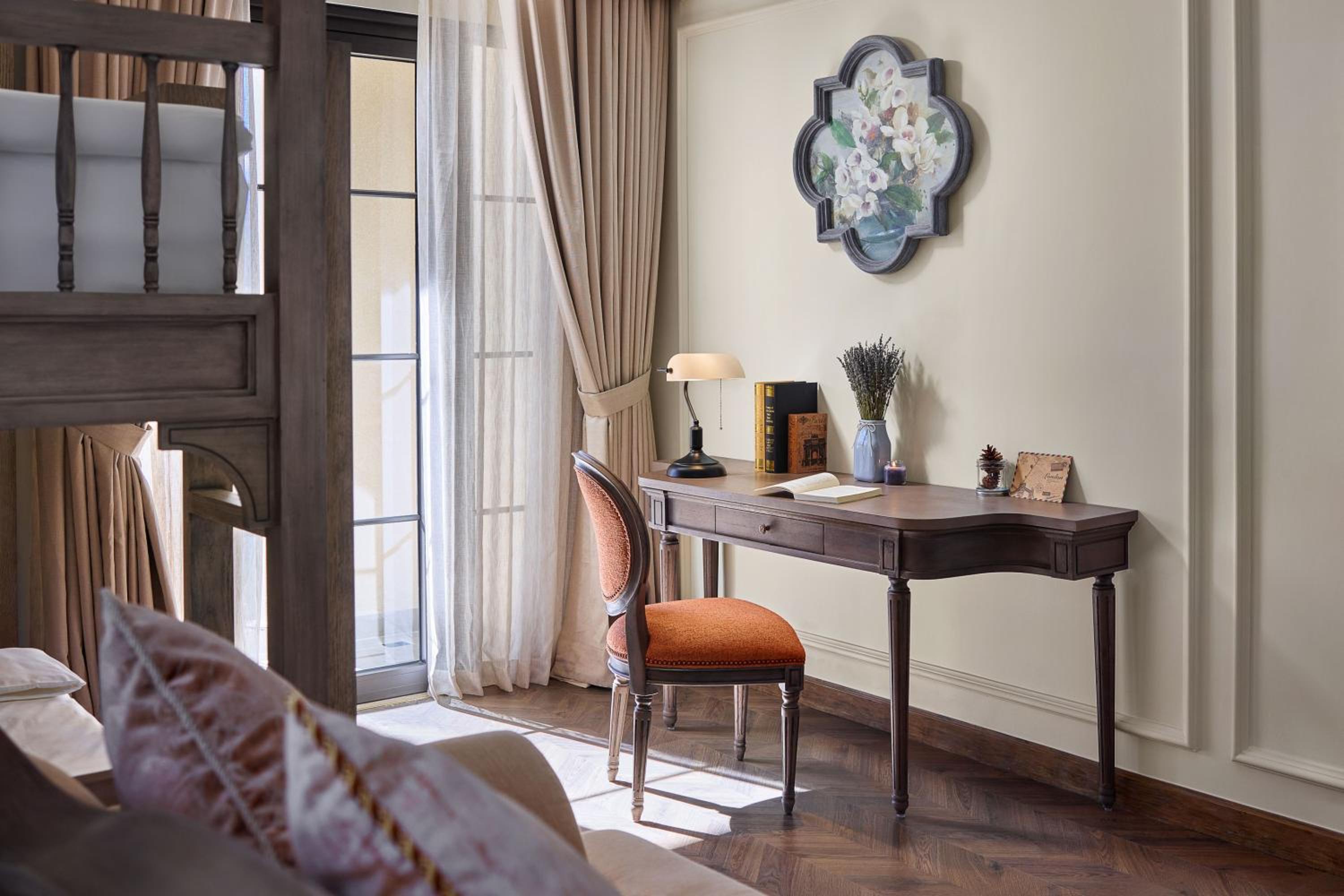 Family Premium Room - Photo 4