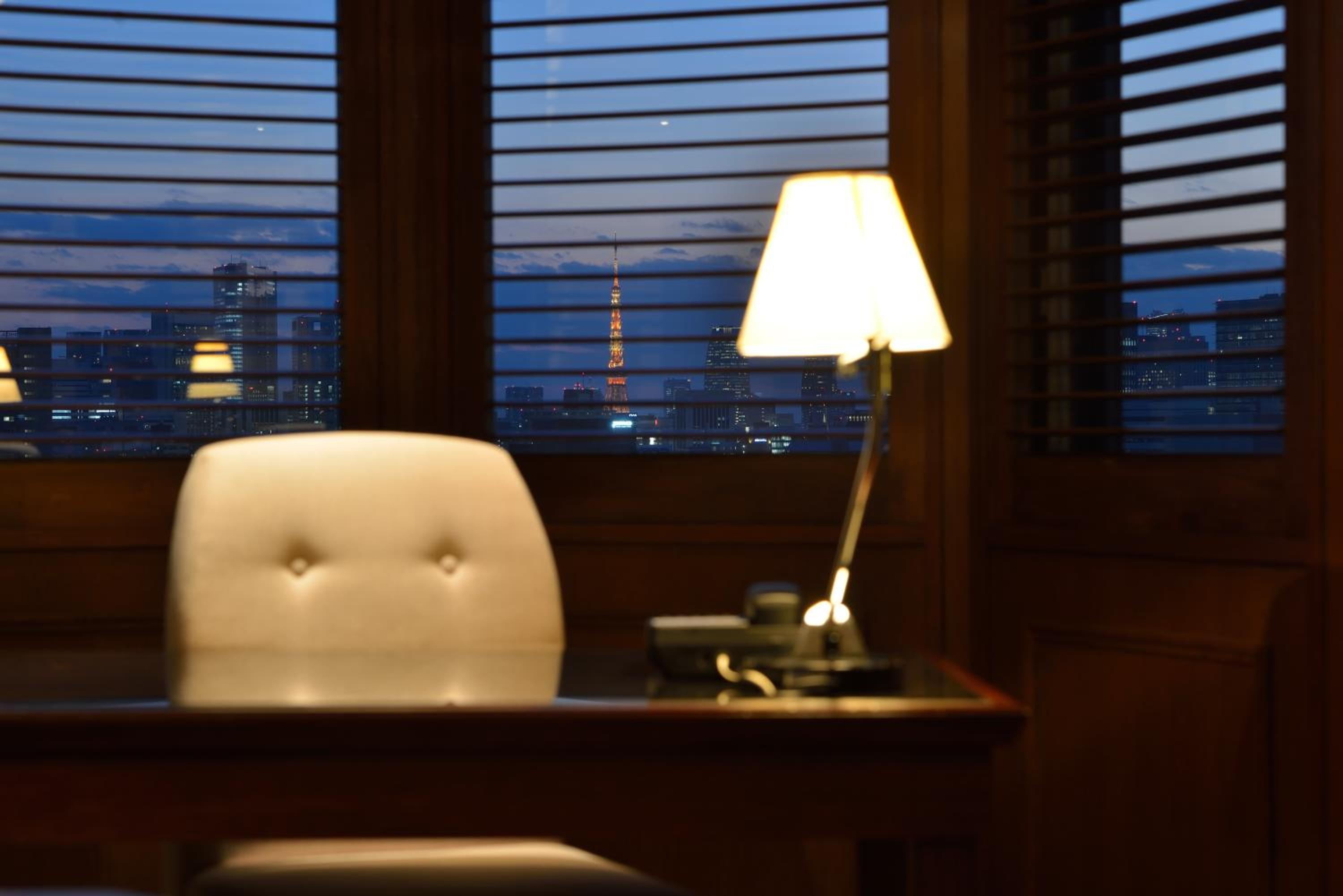 Suite with Complimentary Breakfast - Executive Floor photo 3