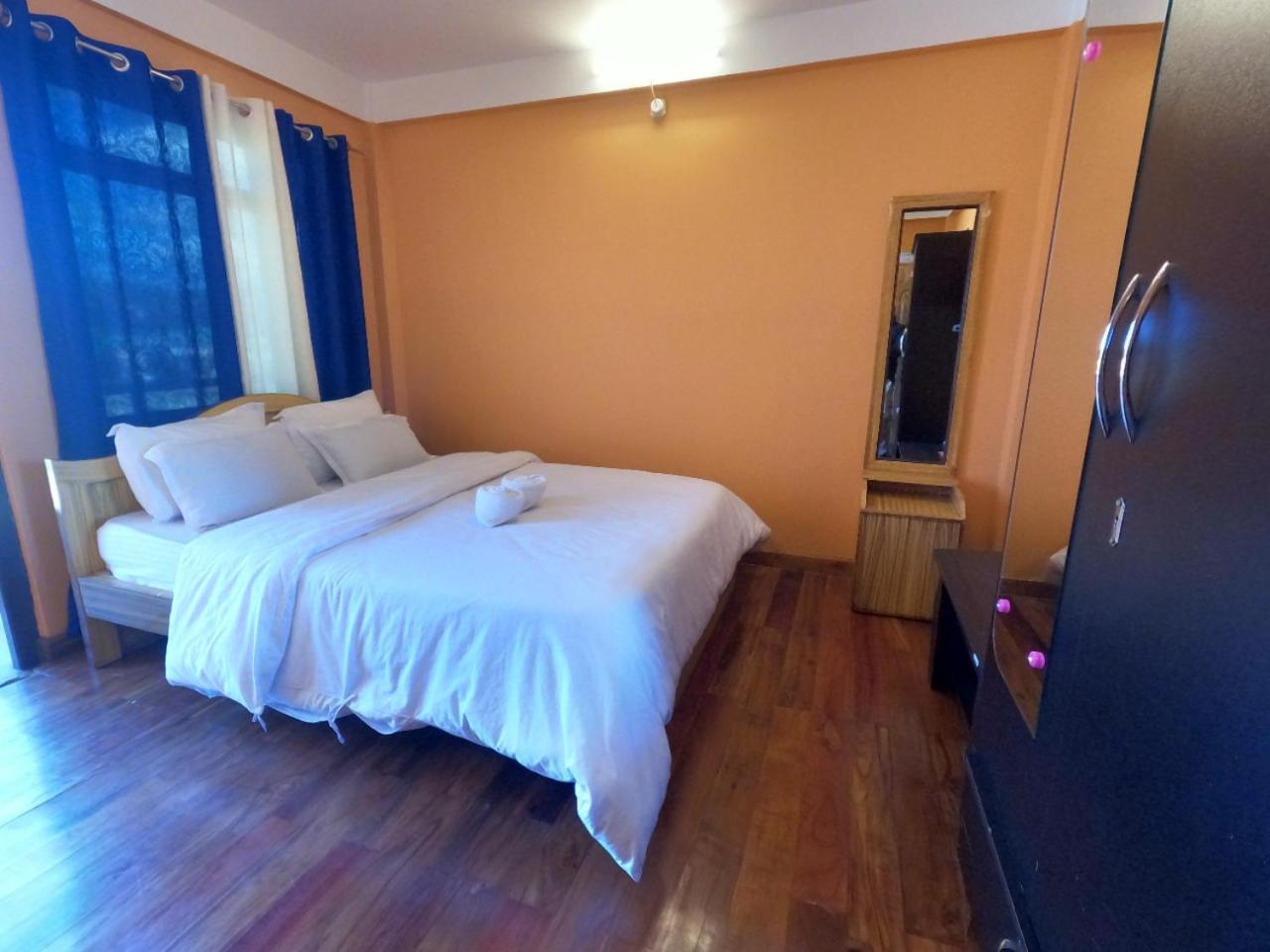 Deluxe Queen Room photo 3