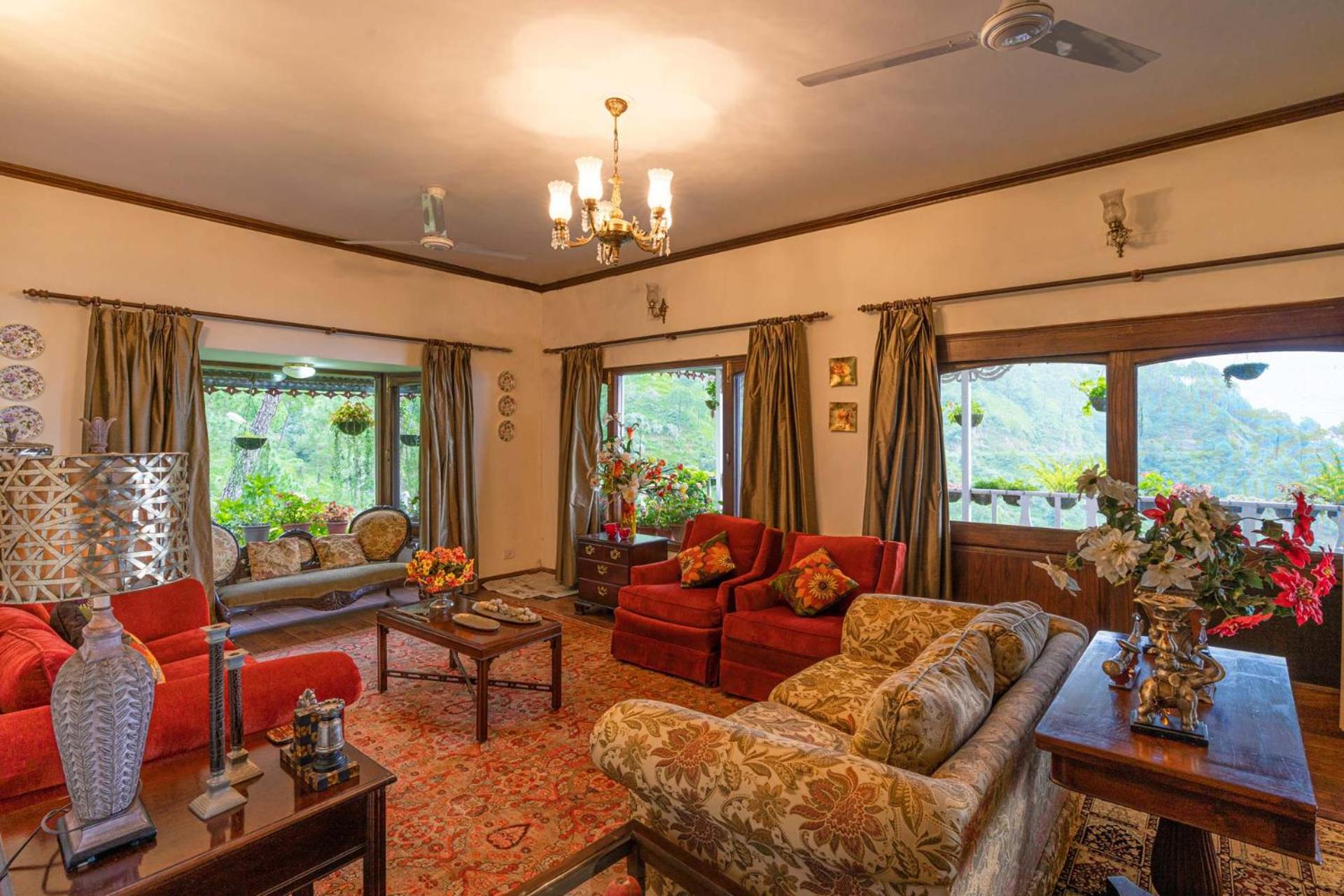 Villa photo 1