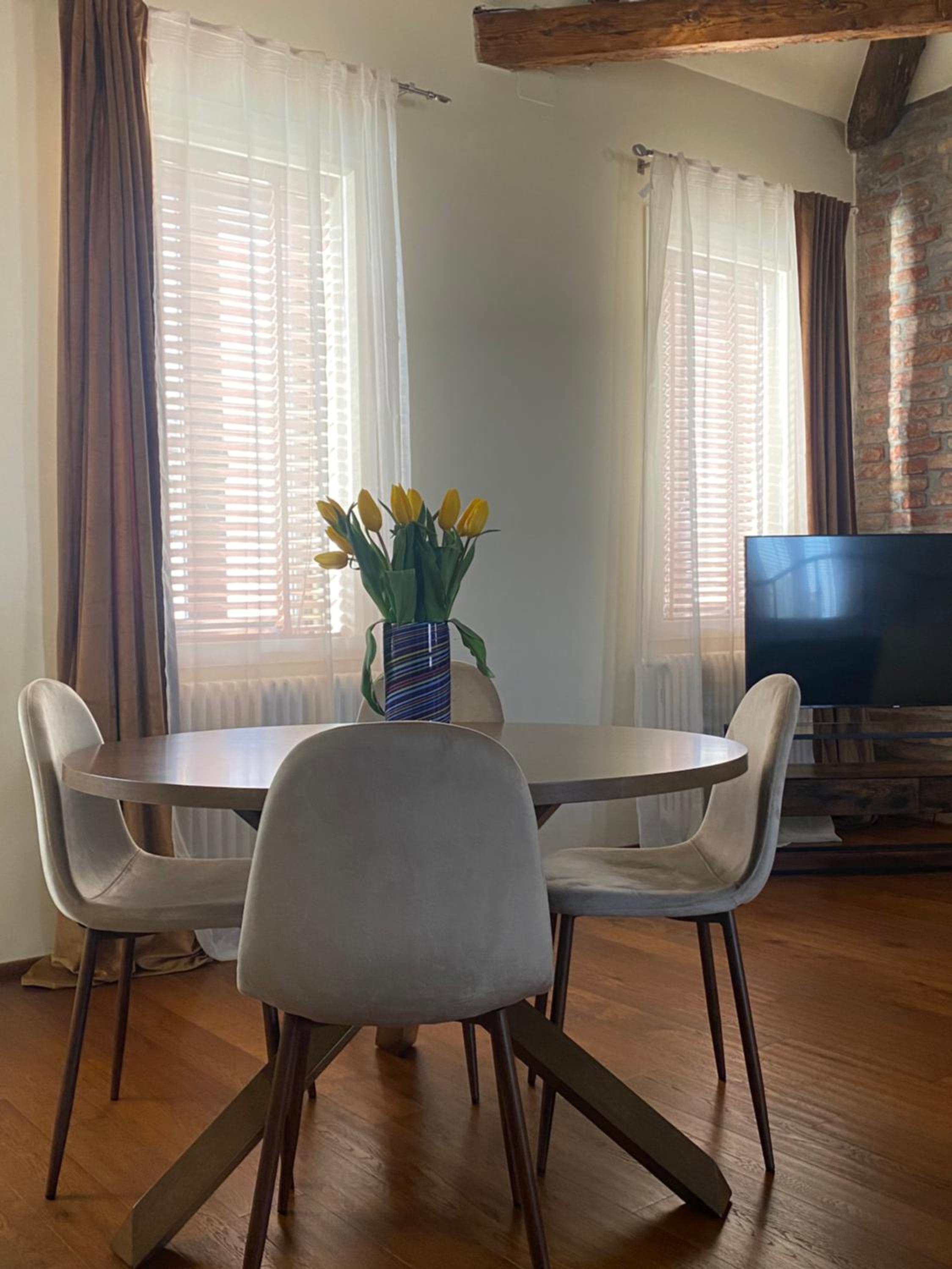 Studio Apartment photo 3