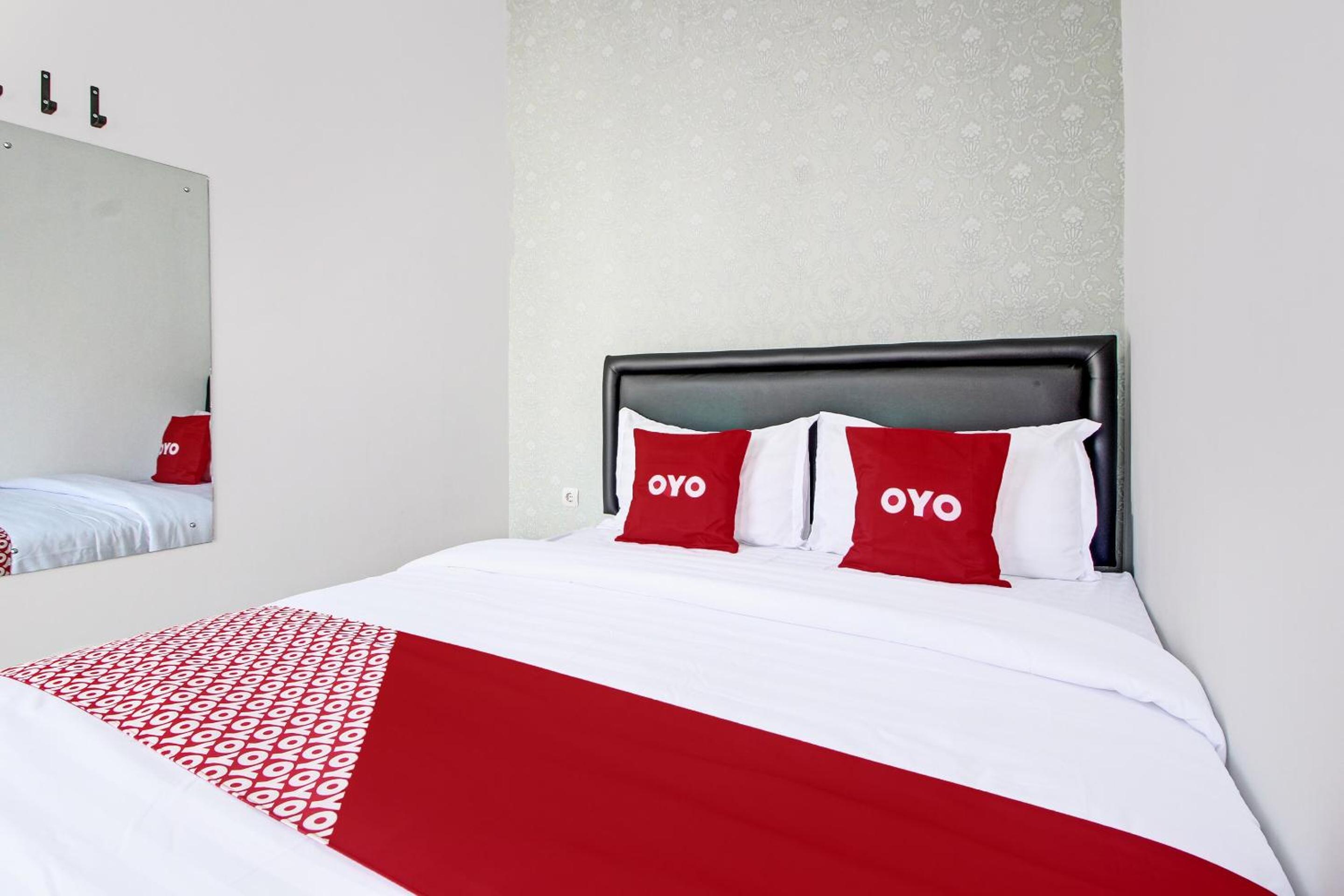 Deluxe Double Room - Photo 1