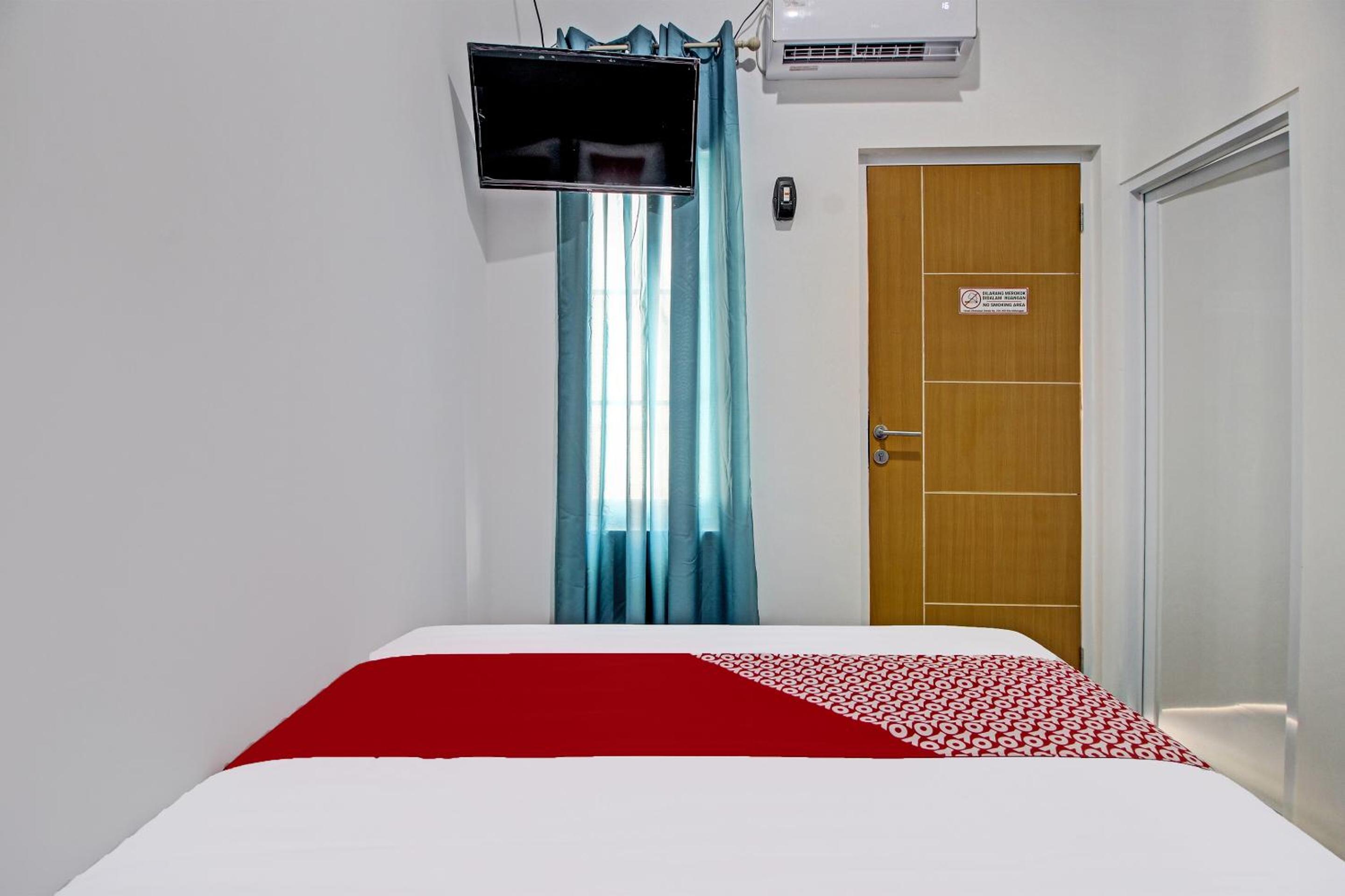 Deluxe Double Room - Photo 7