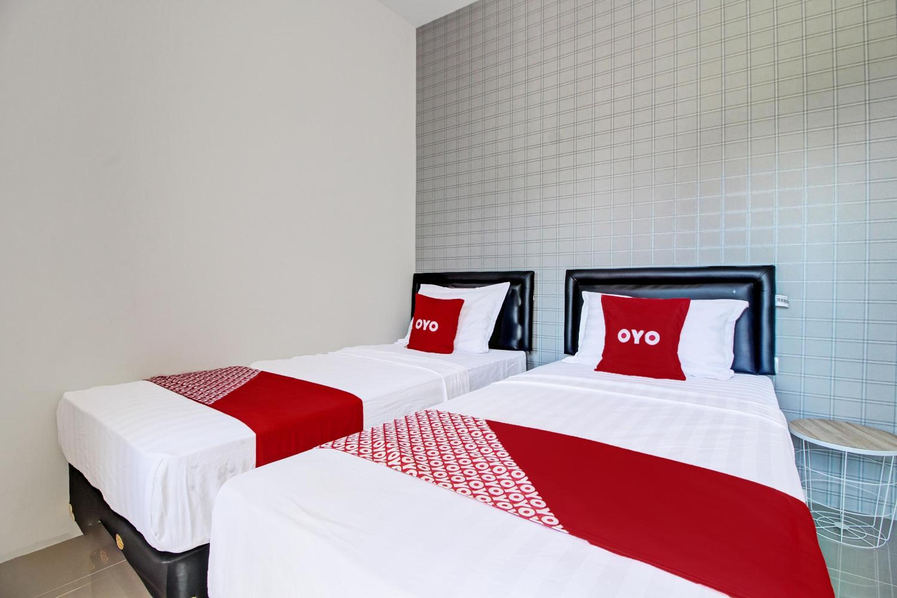 Delxue Twin Room - Photo 3