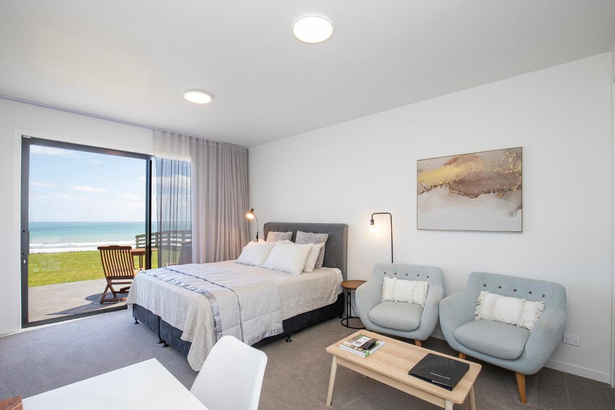 Double Room with Sea View - Photo 3