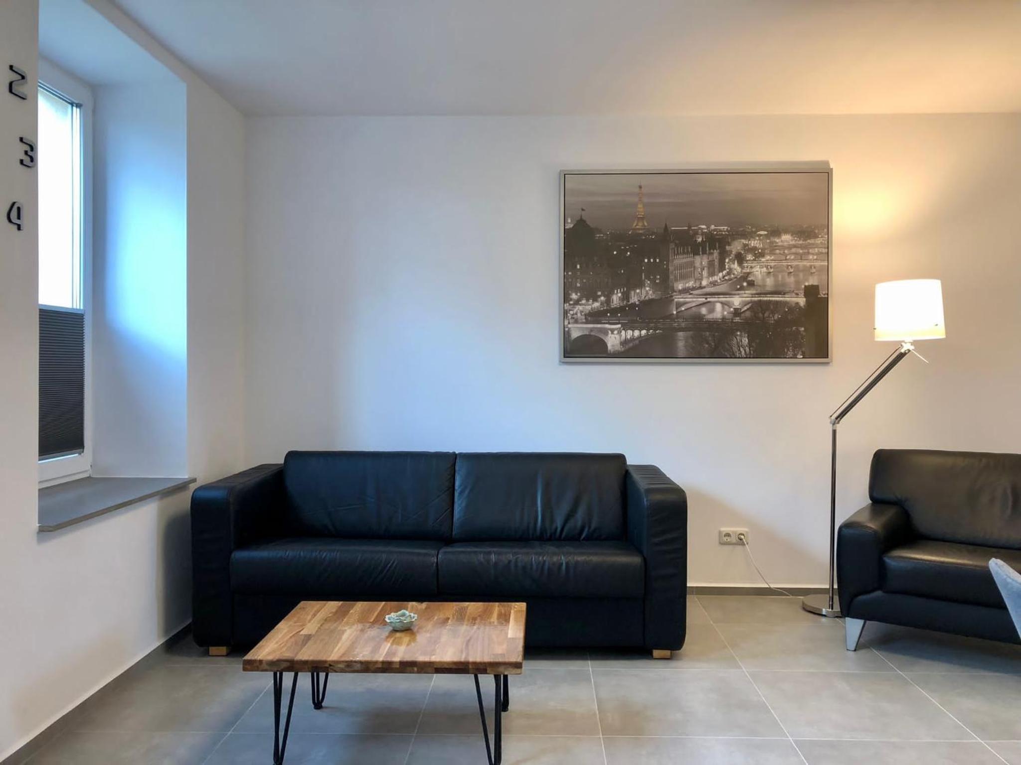 One-Bedroom Apartment photo 1