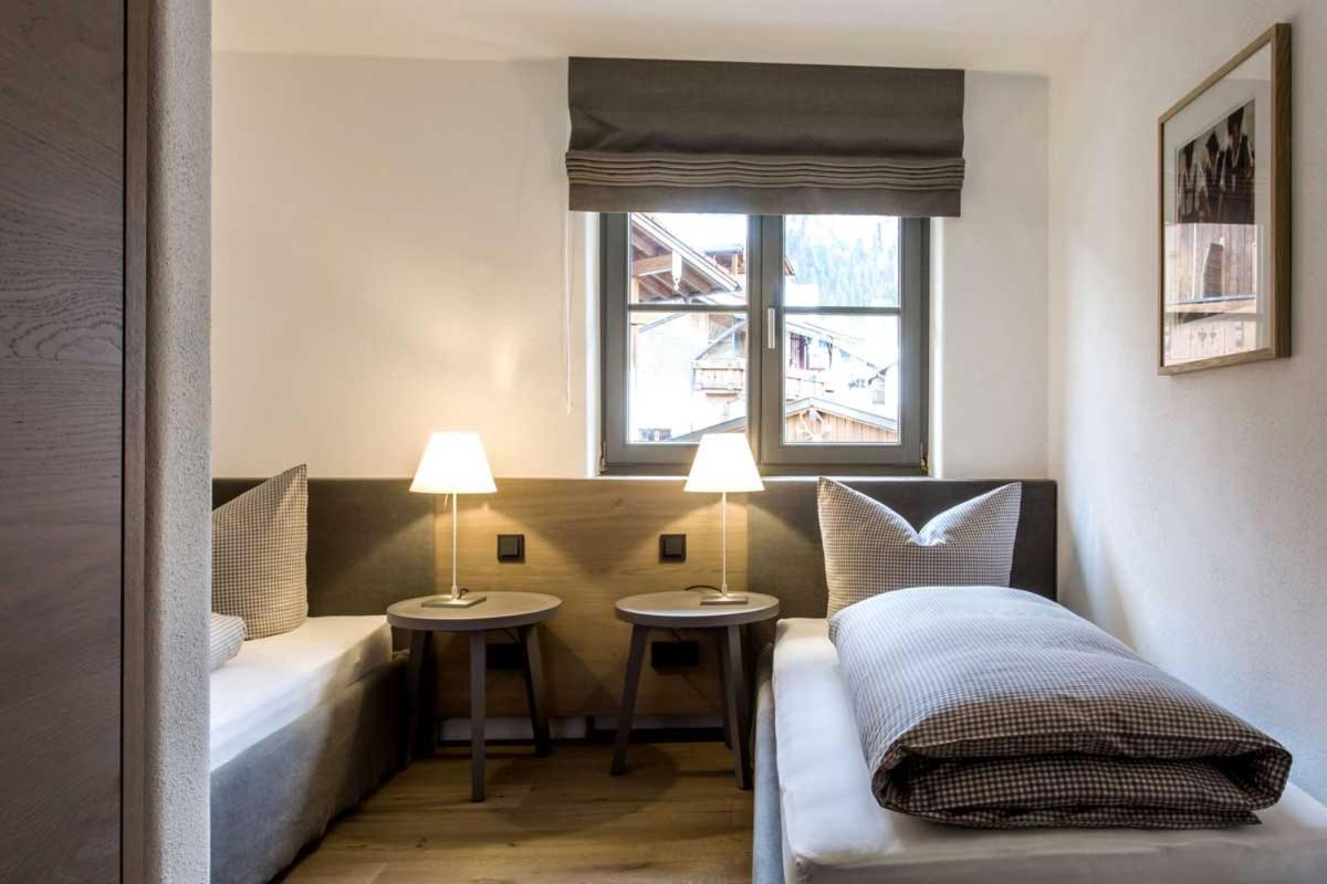 Two-Bedroom Apartment with Balcony photo 2