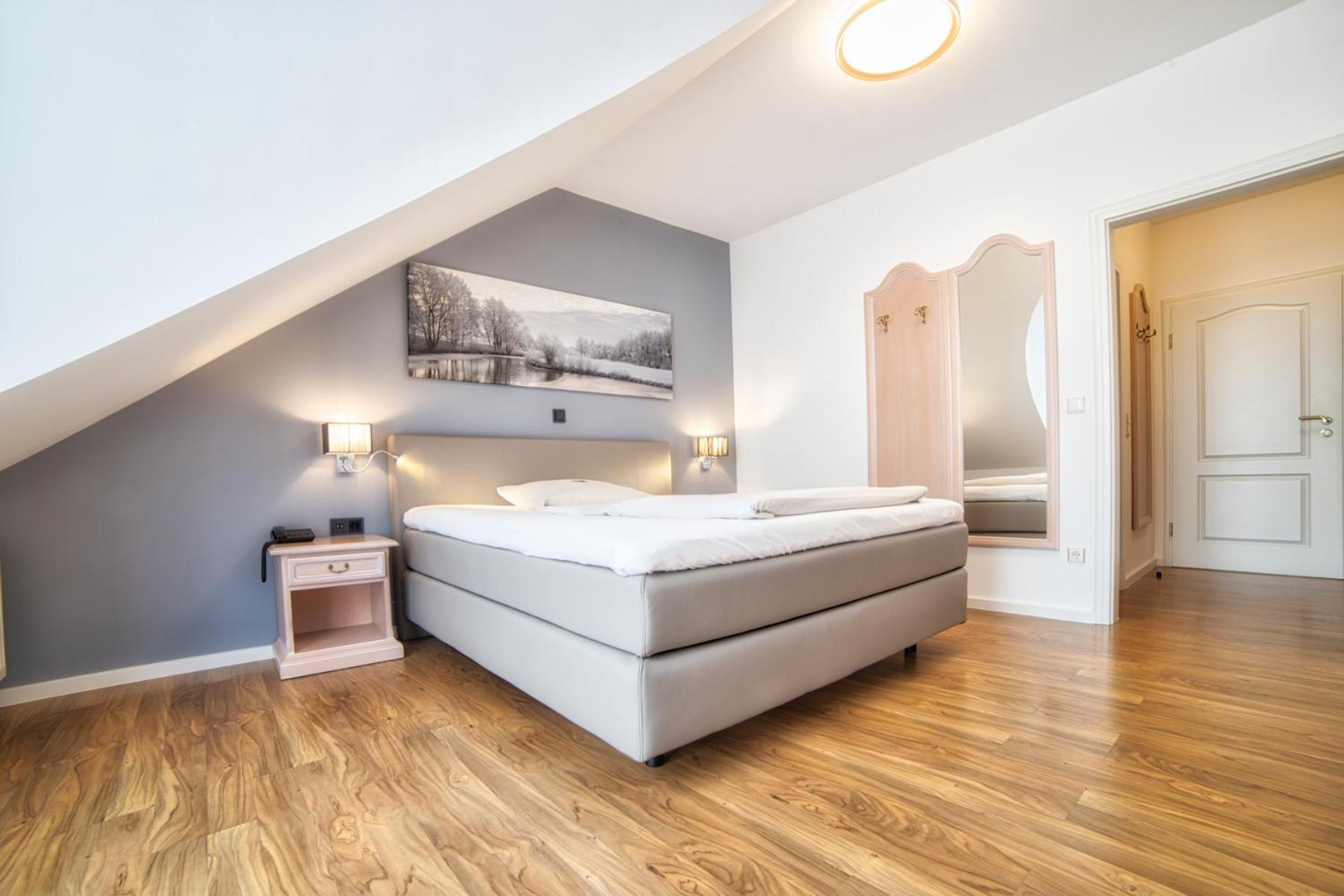 Standard Double Room - Photo 6