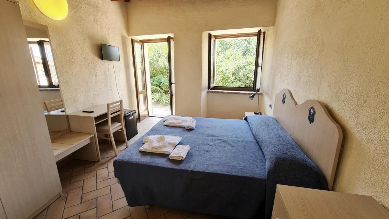 Standard Double Room - Photo 1