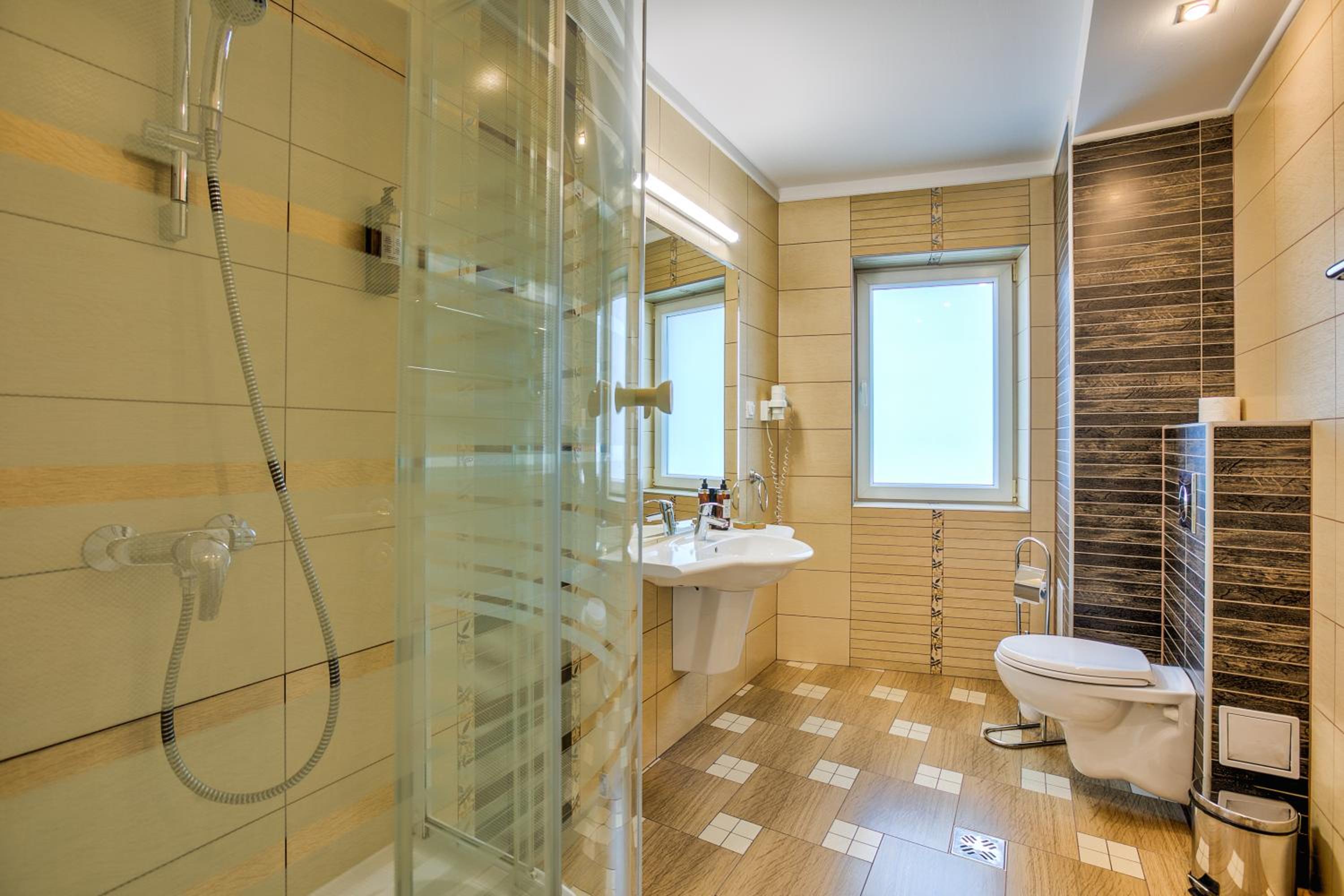 Deluxe Twin Room - 4 stars - Photo 7