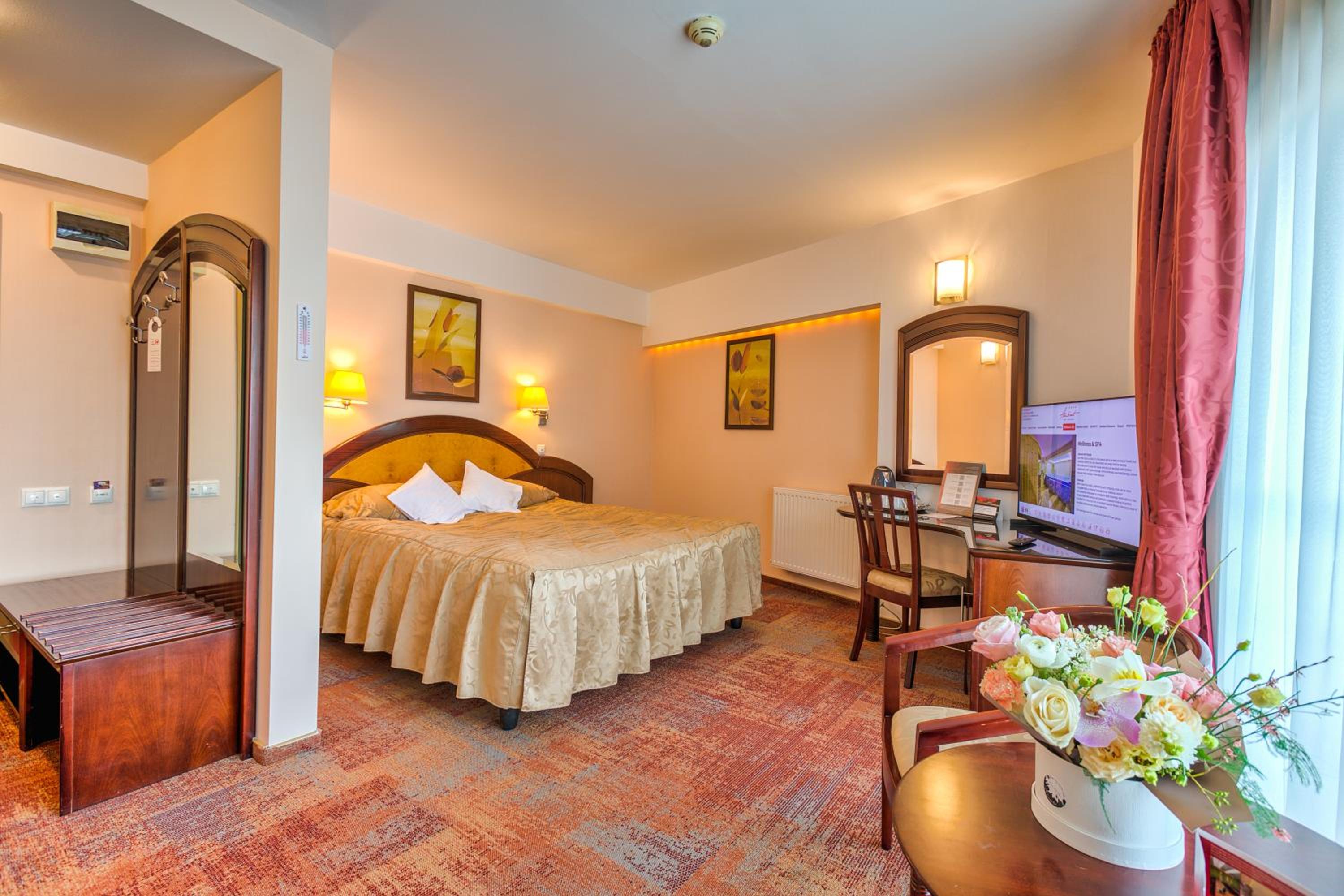 Deluxe Double Room - 4 stars - Photo 1