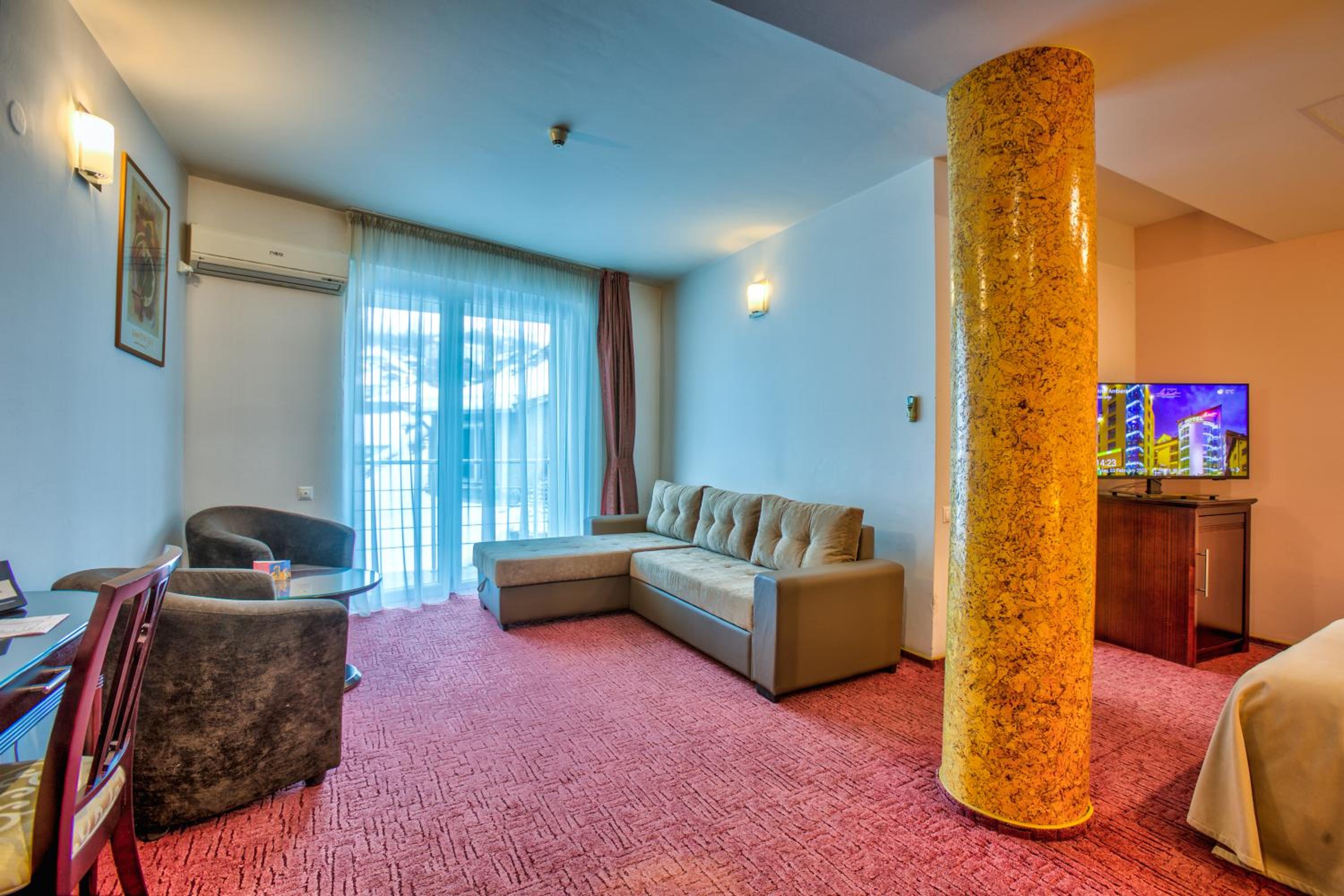 Deluxe Double Room with Extra Bed - 4 stars - Photo 5