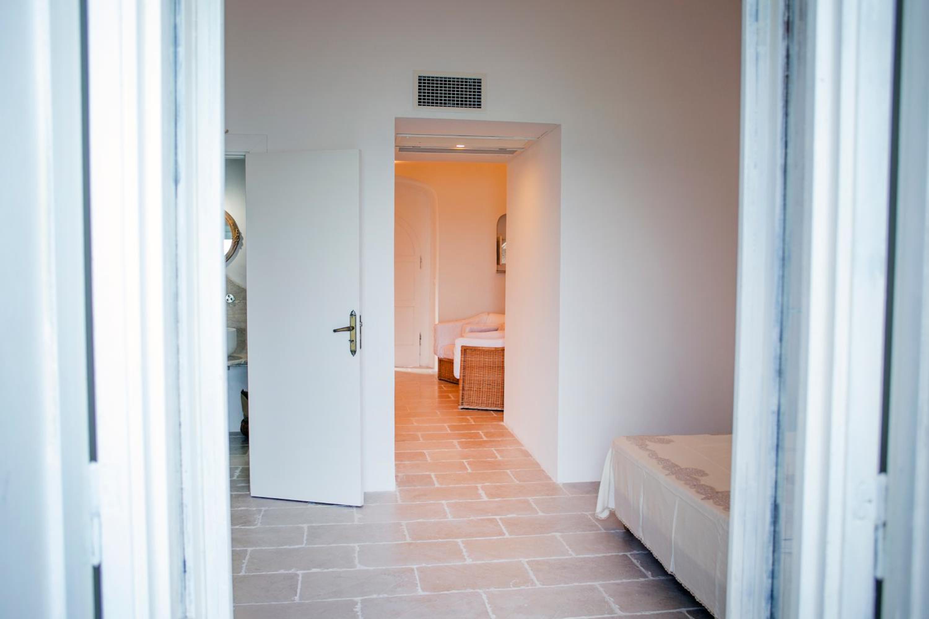 Large Double Room photo 1