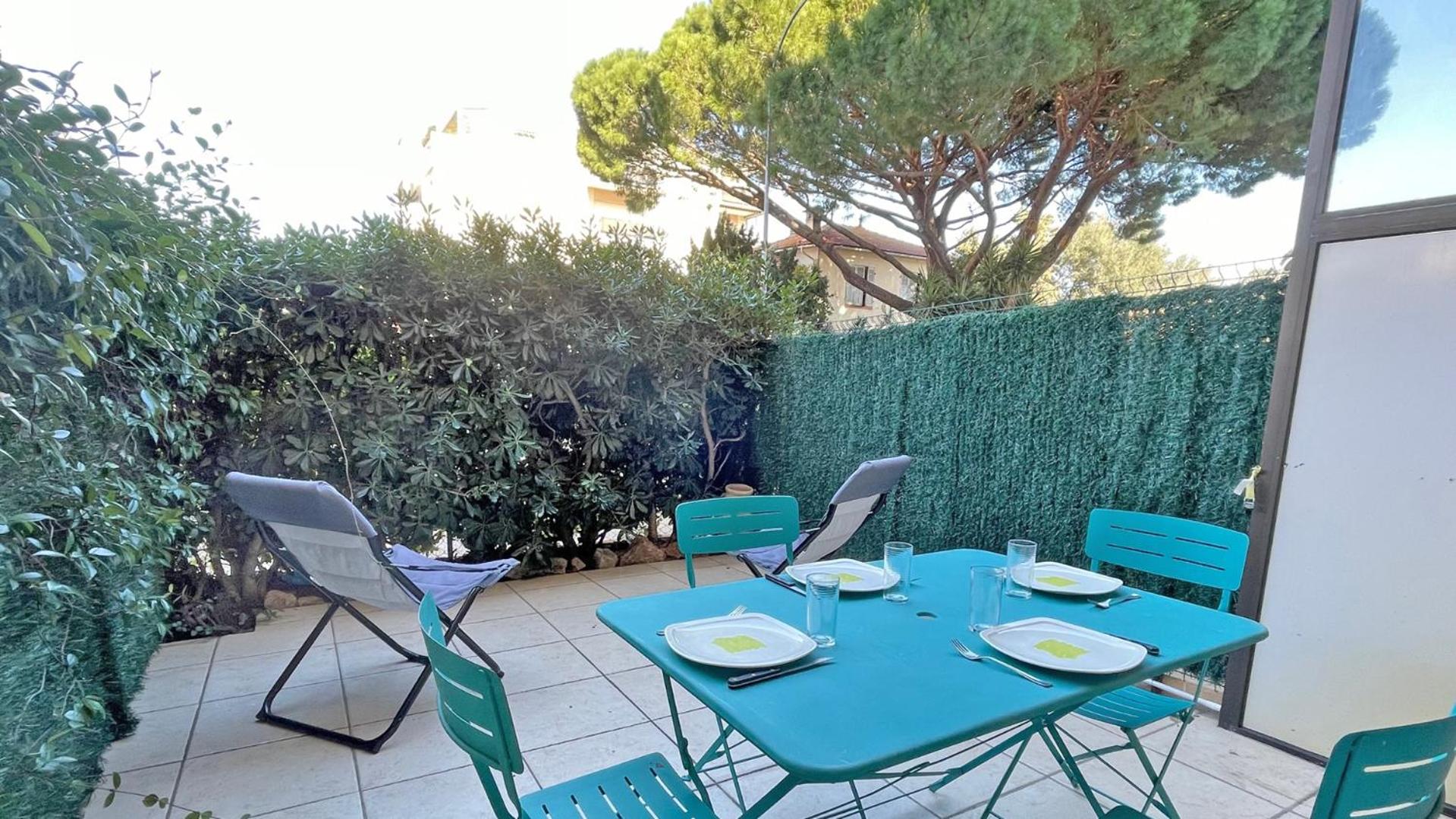 Studio with Terrace
