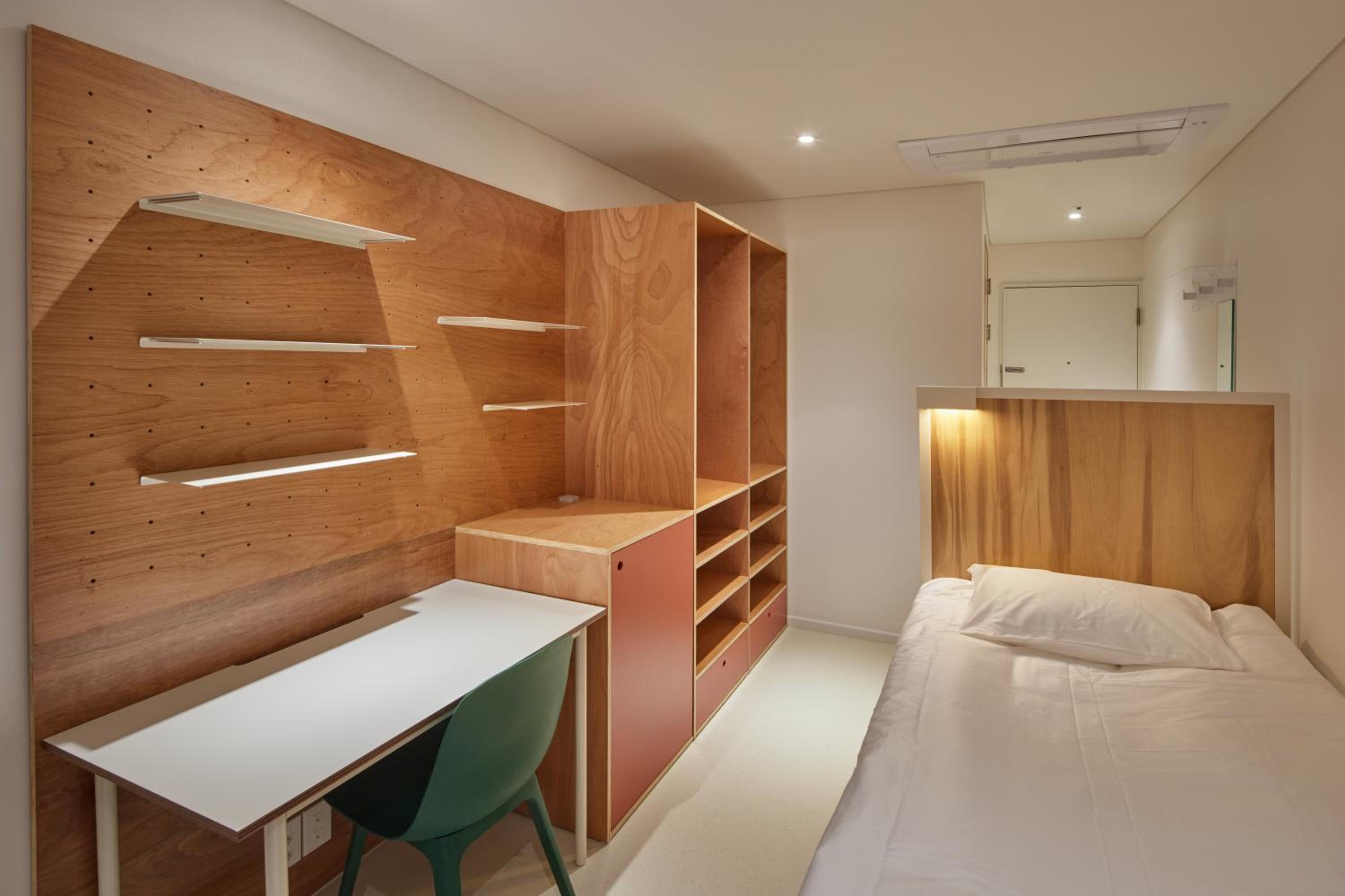 Economy Single Room