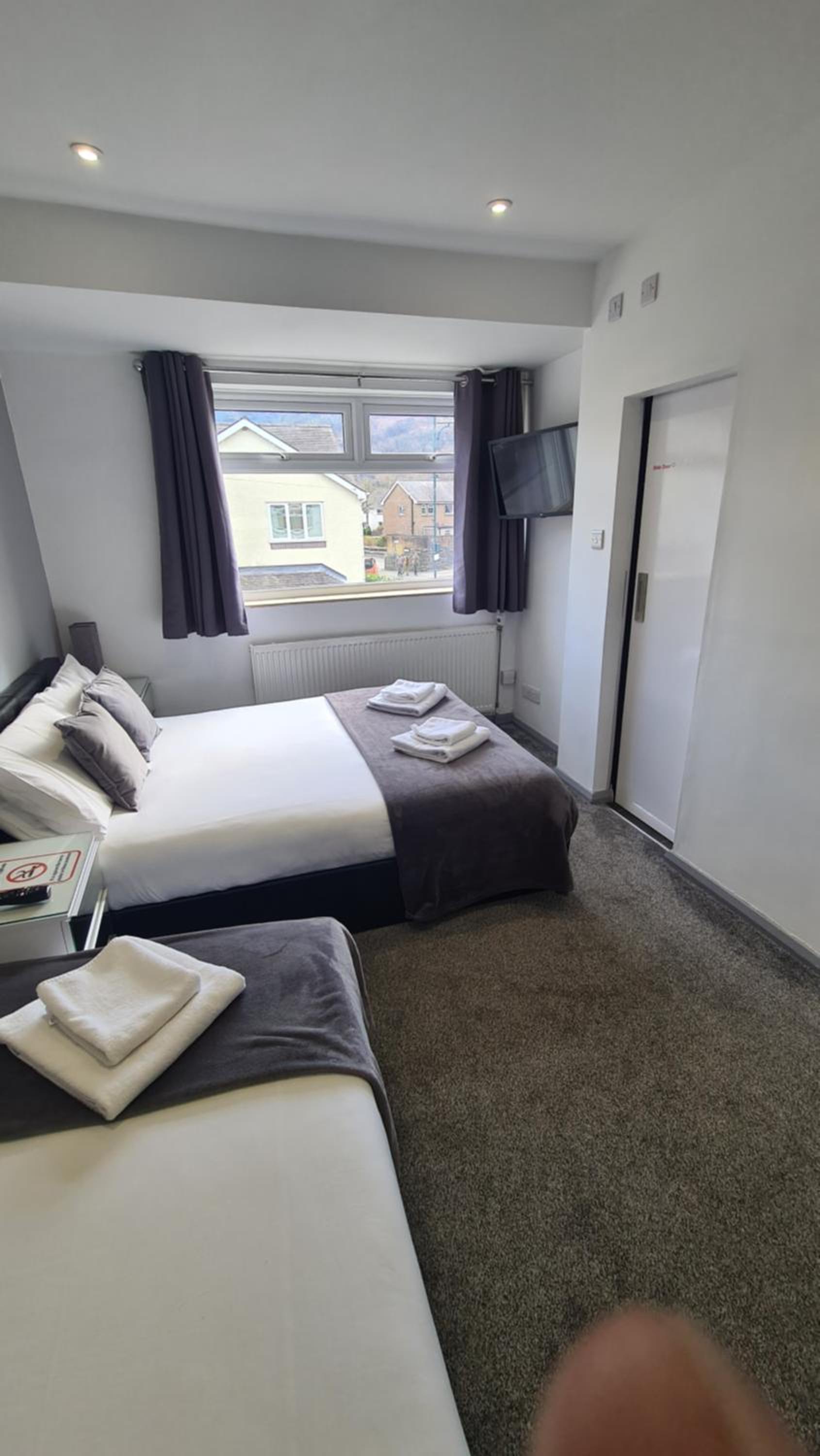 Double Room with Extra Bed photo 1