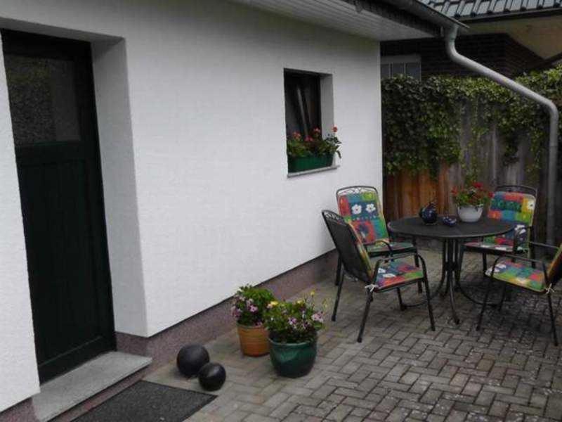 Two-Bedroom House photo 3