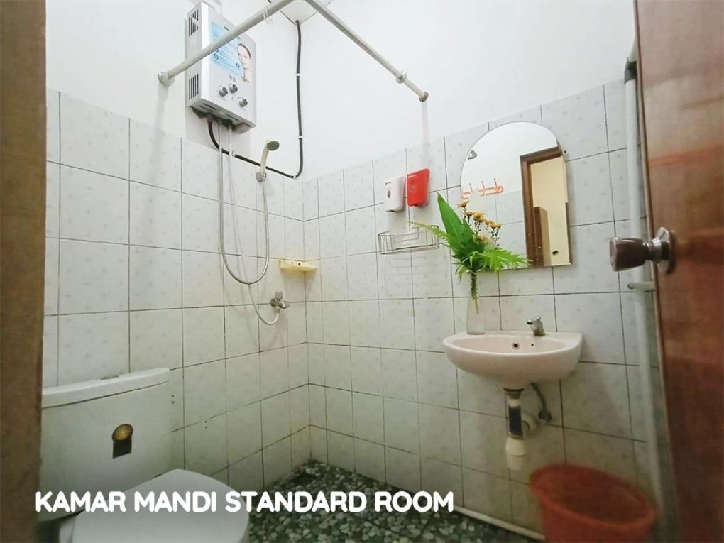 Standard Double Room - Photo 3