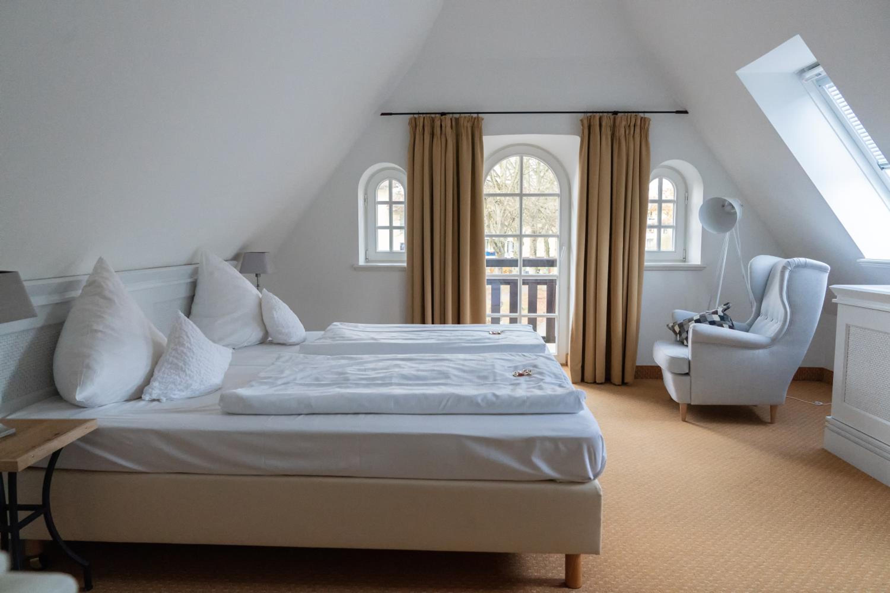 Double Room - Photo 3