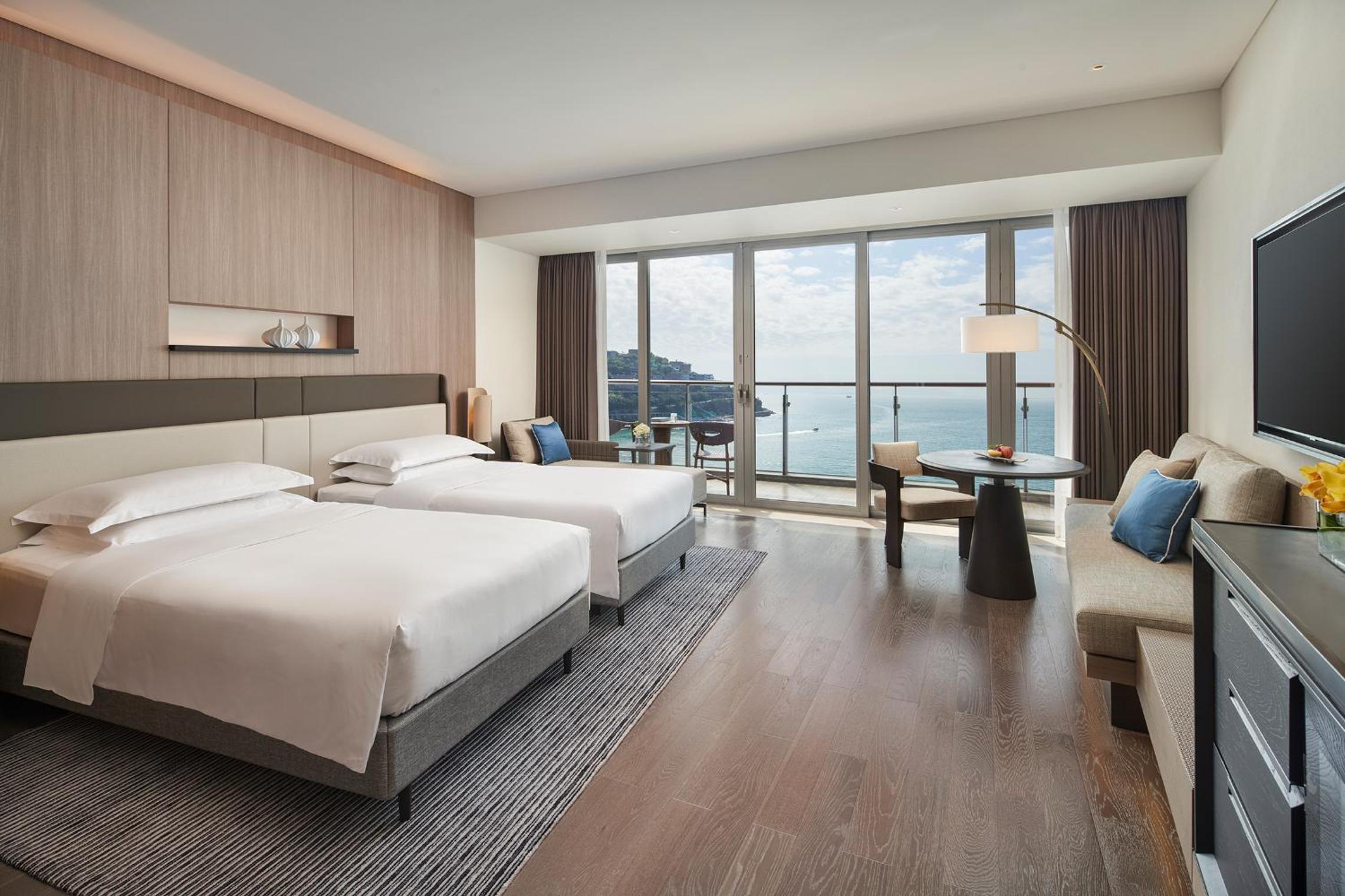 Upgrade Classic Room with Ocean View - Photo 7