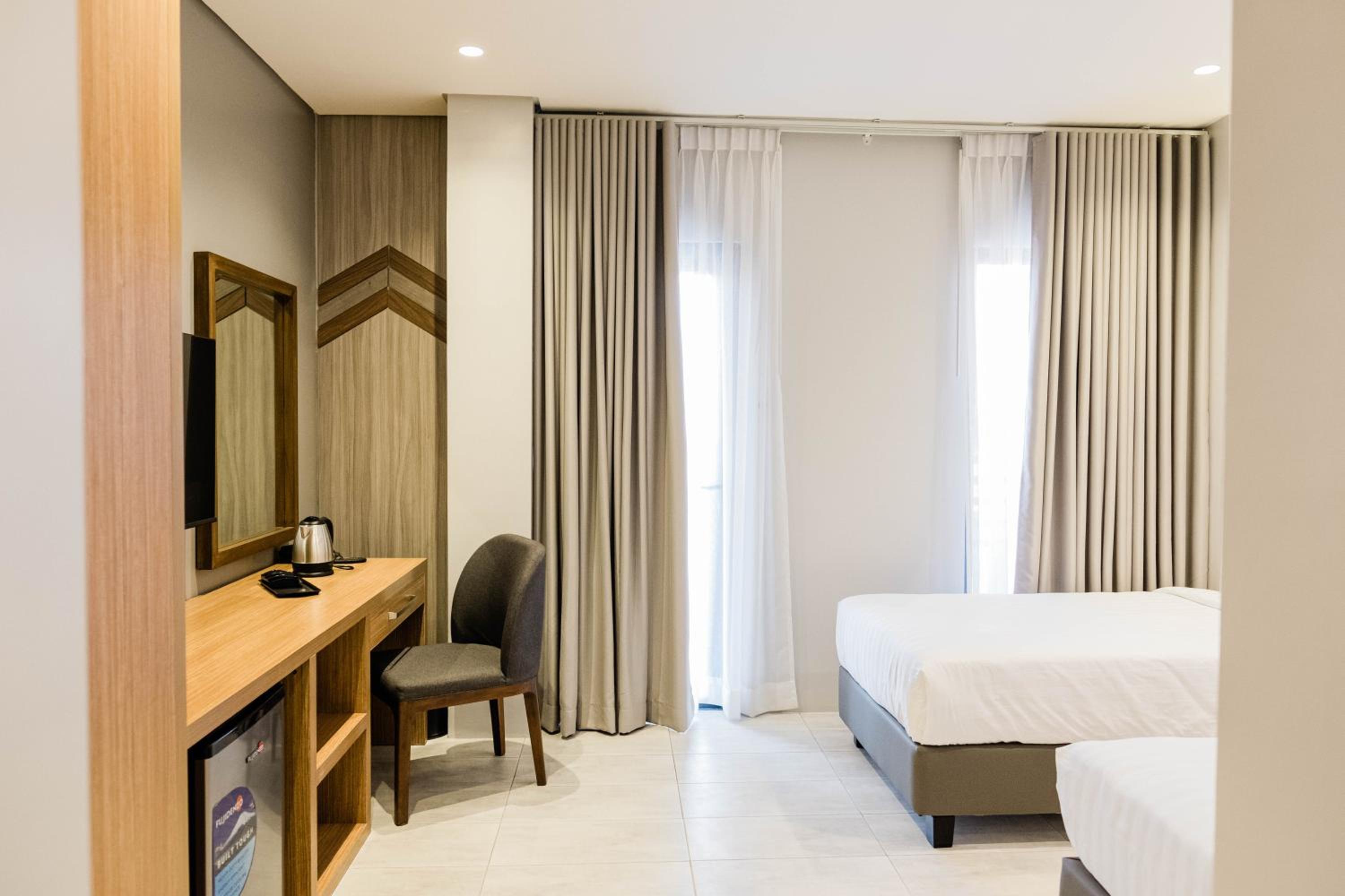 Deluxe Twin Room - Photo 2