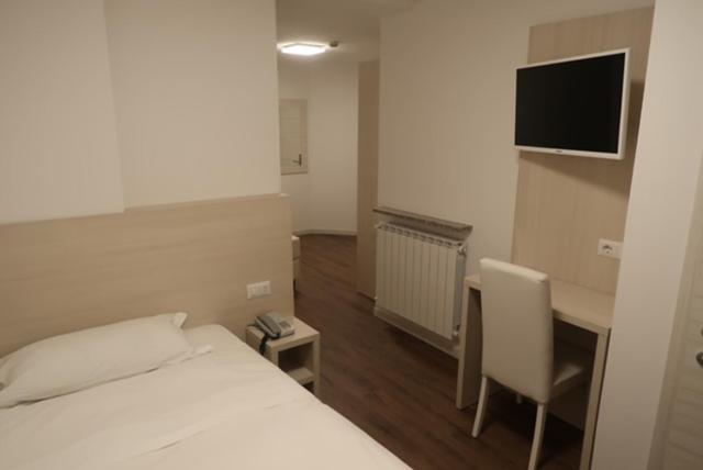 Twin Room photo 2